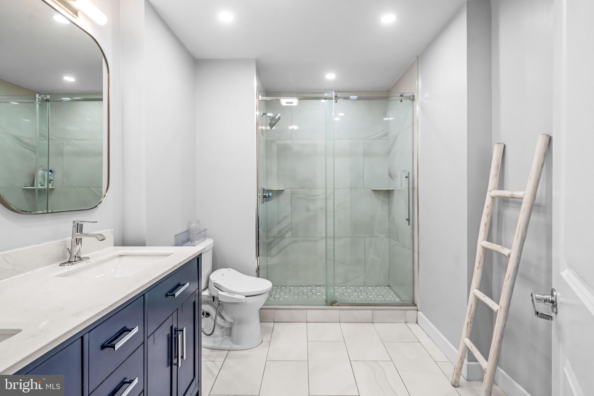 OLD CITY - Residential