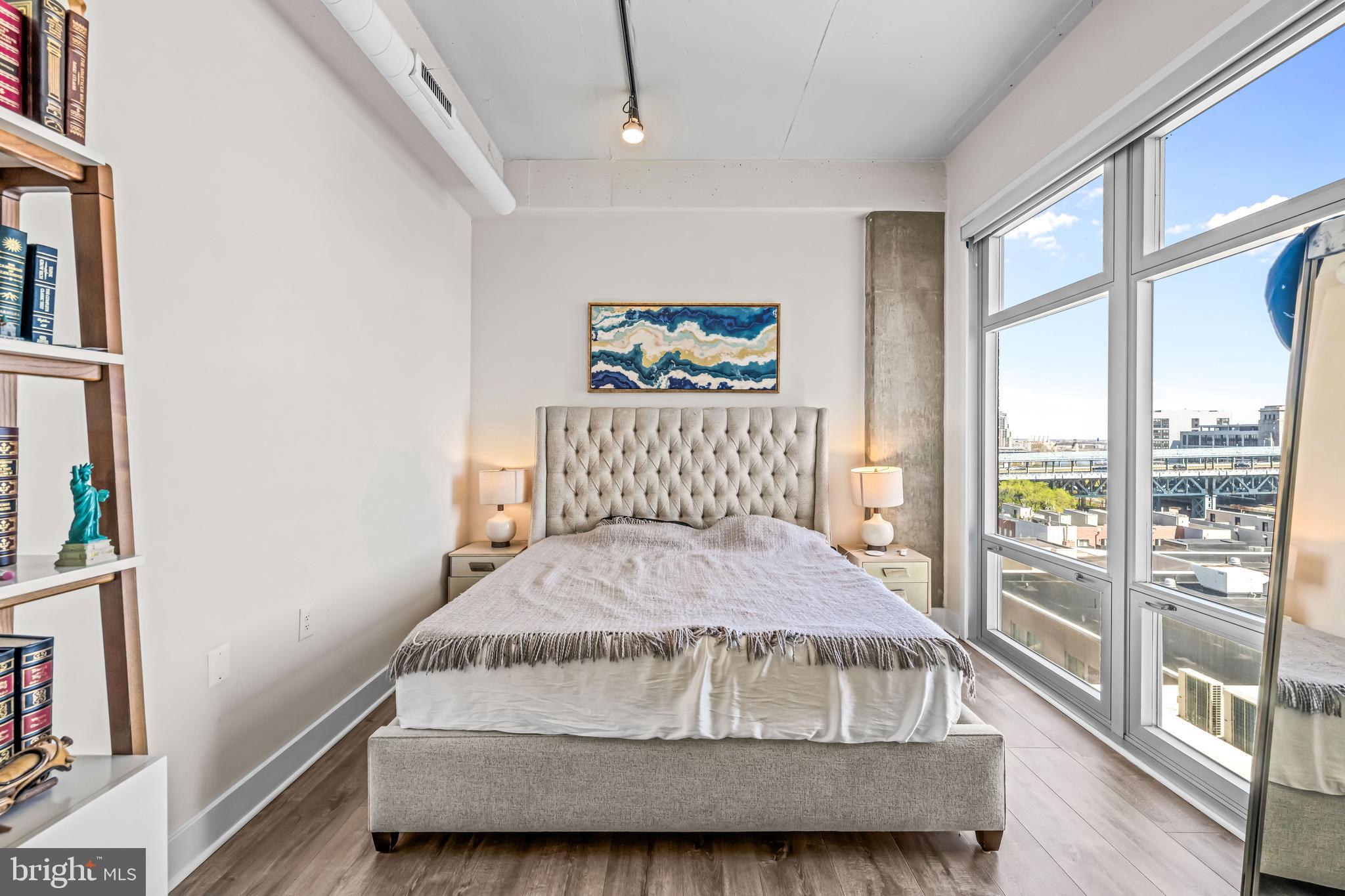 OLD CITY - Residential