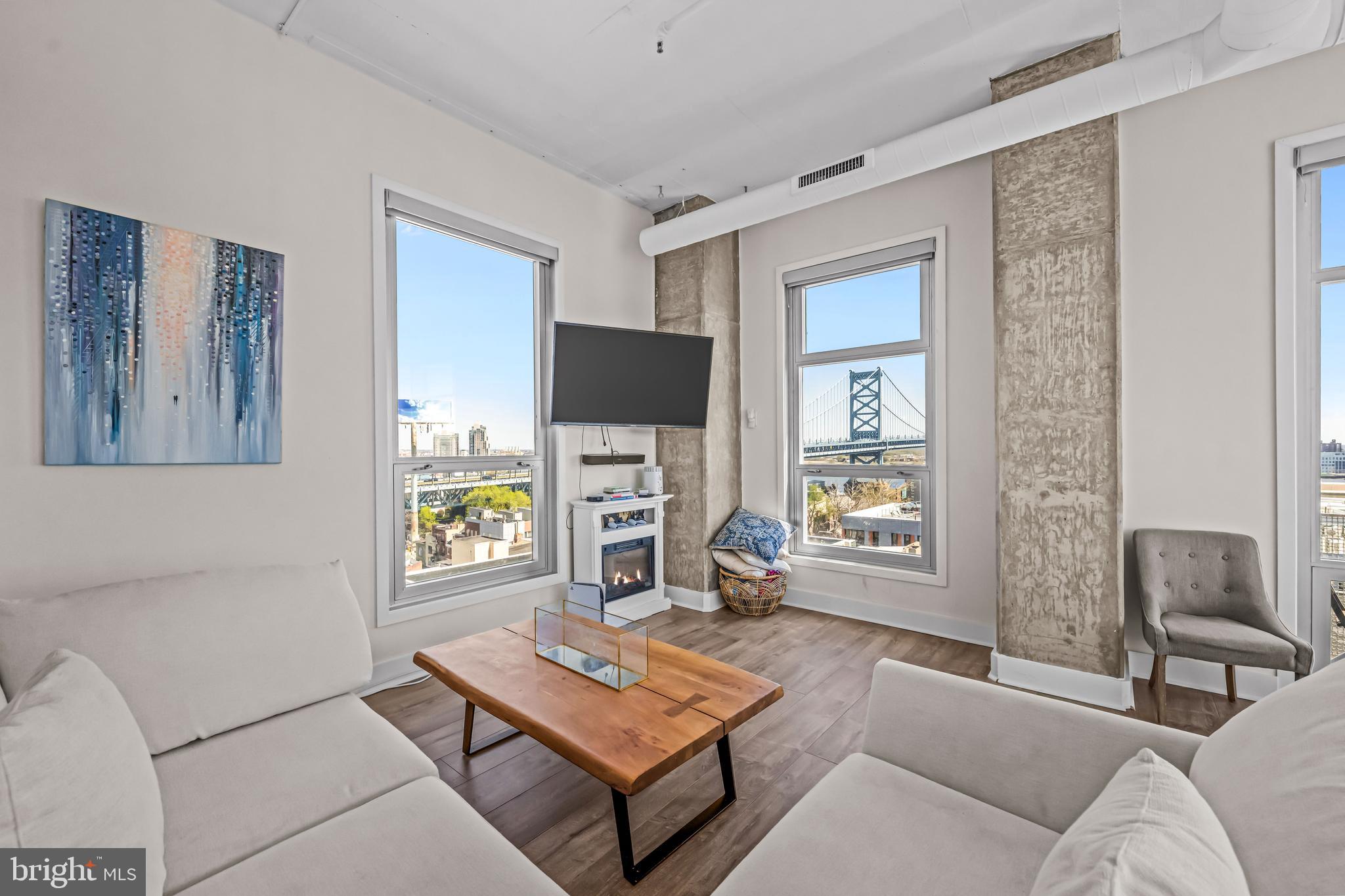 OLD CITY - Residential