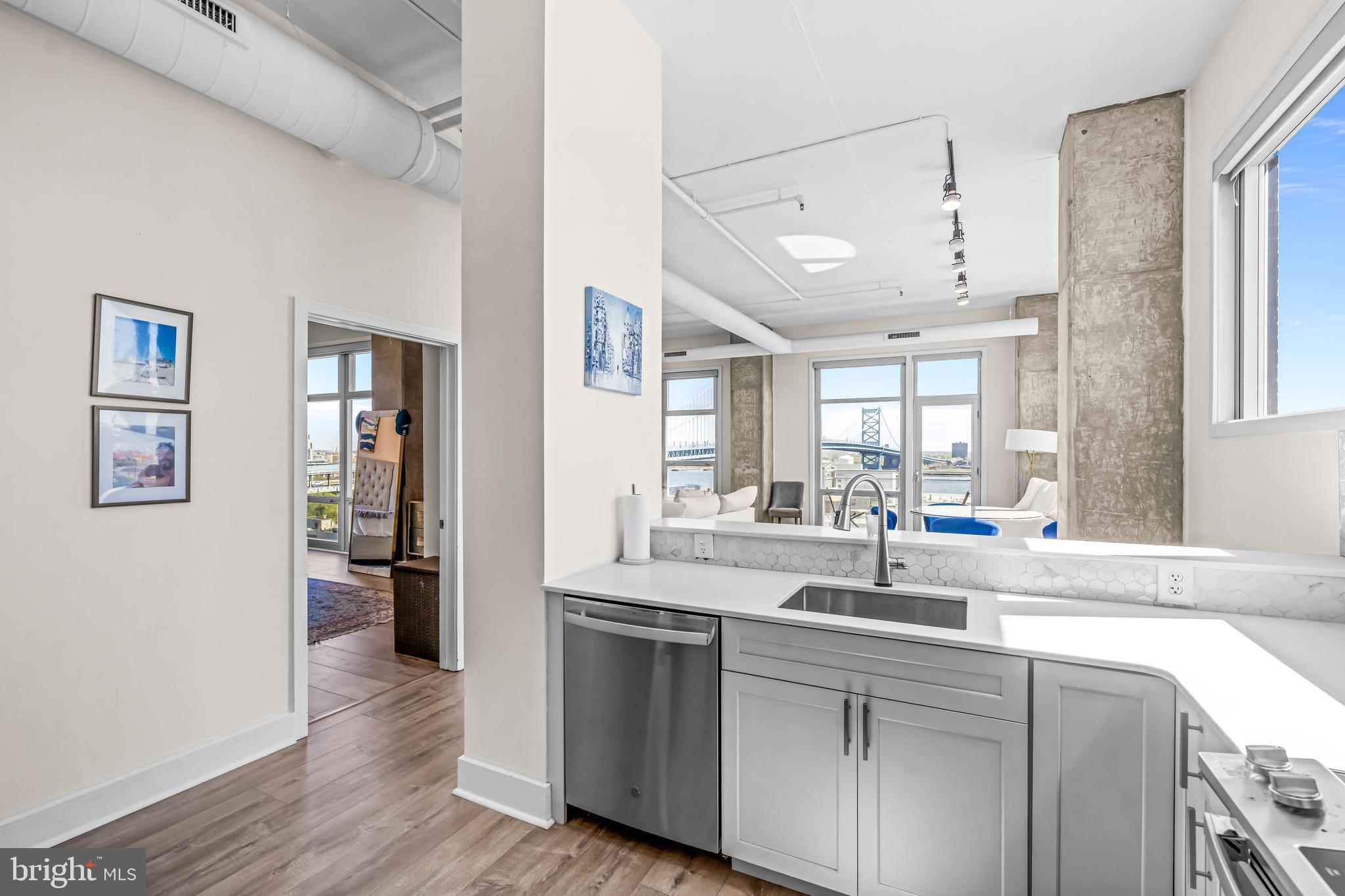 OLD CITY - Residential