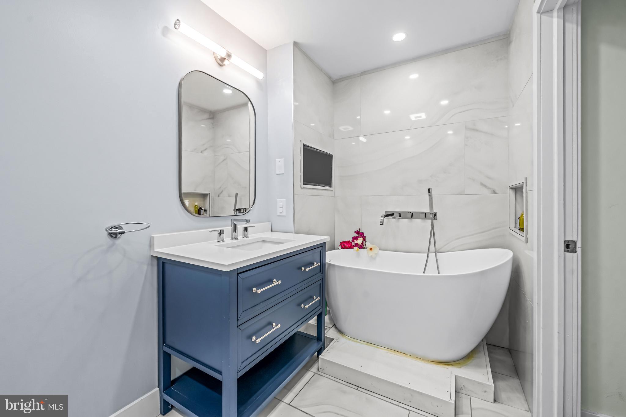 OLD CITY - Residential