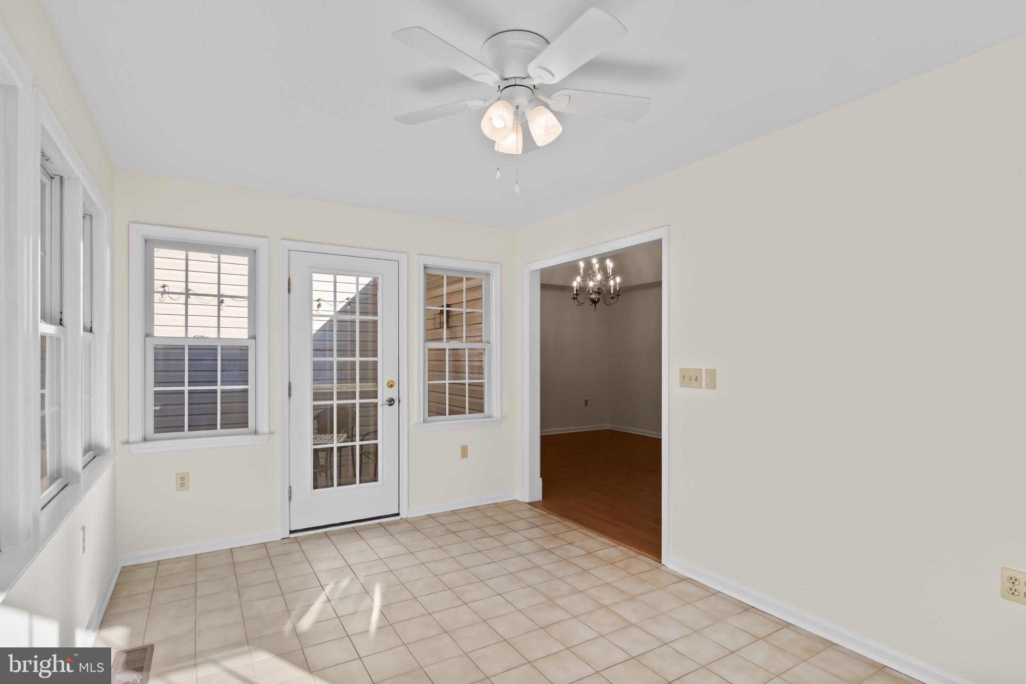 ELLINGTON - Residential