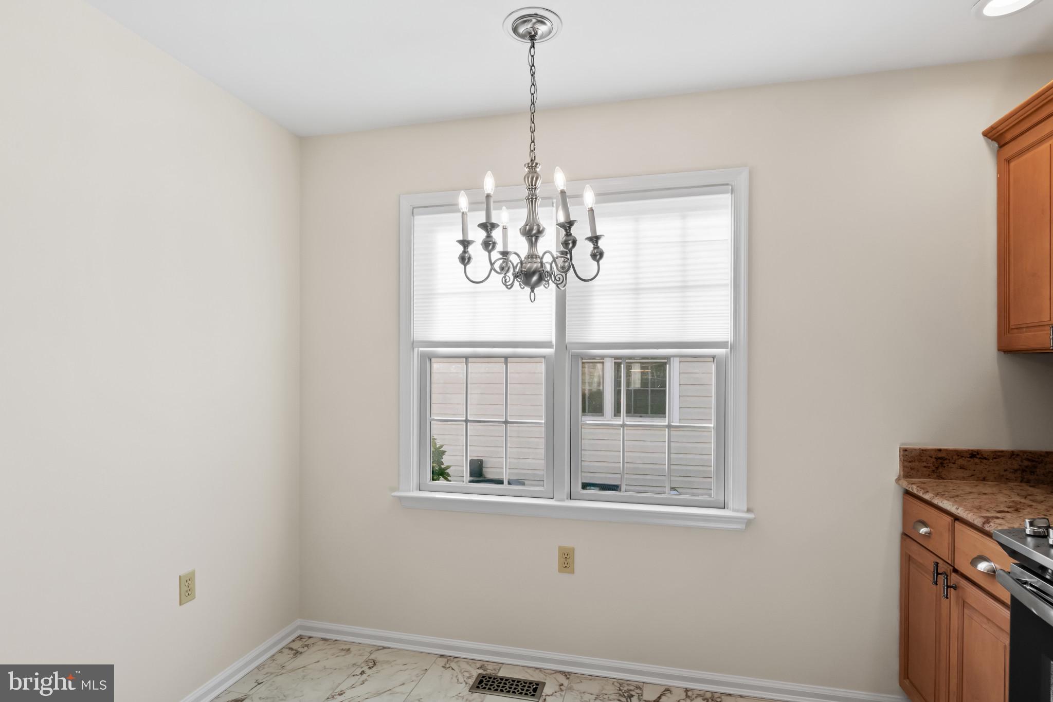 ELLINGTON - Residential