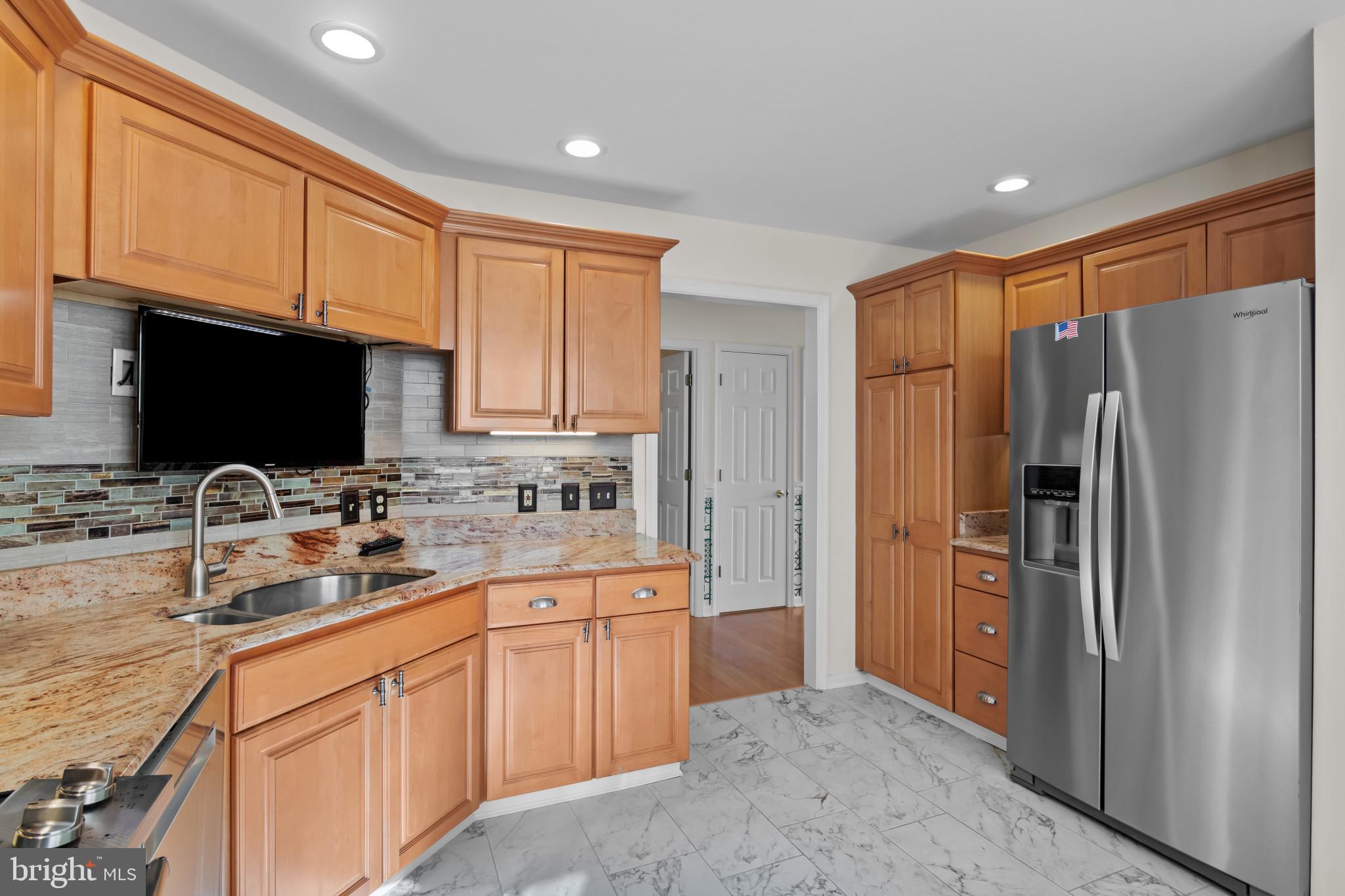 ELLINGTON - Residential