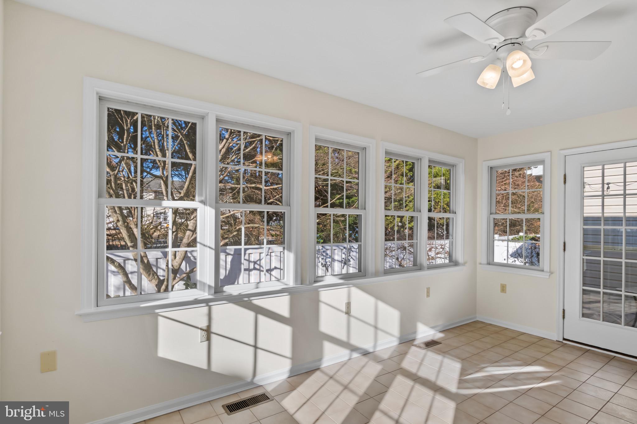 ELLINGTON - Residential