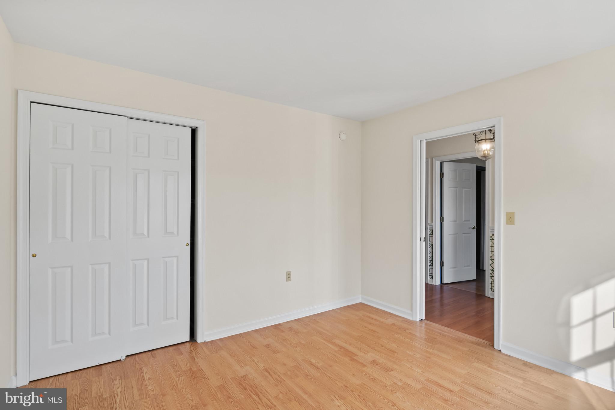 ELLINGTON - Residential