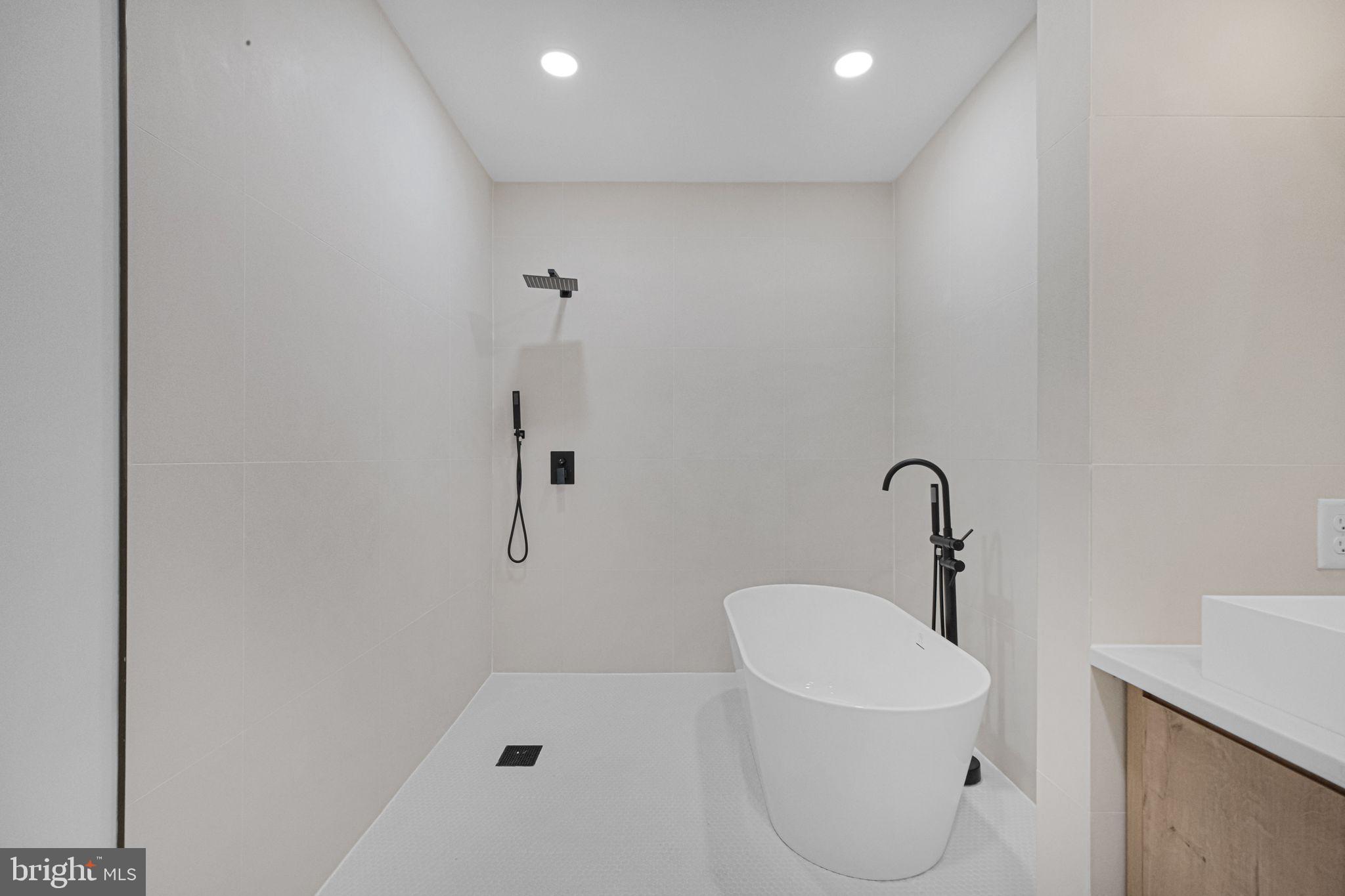 MOUNT CLARE - Residential