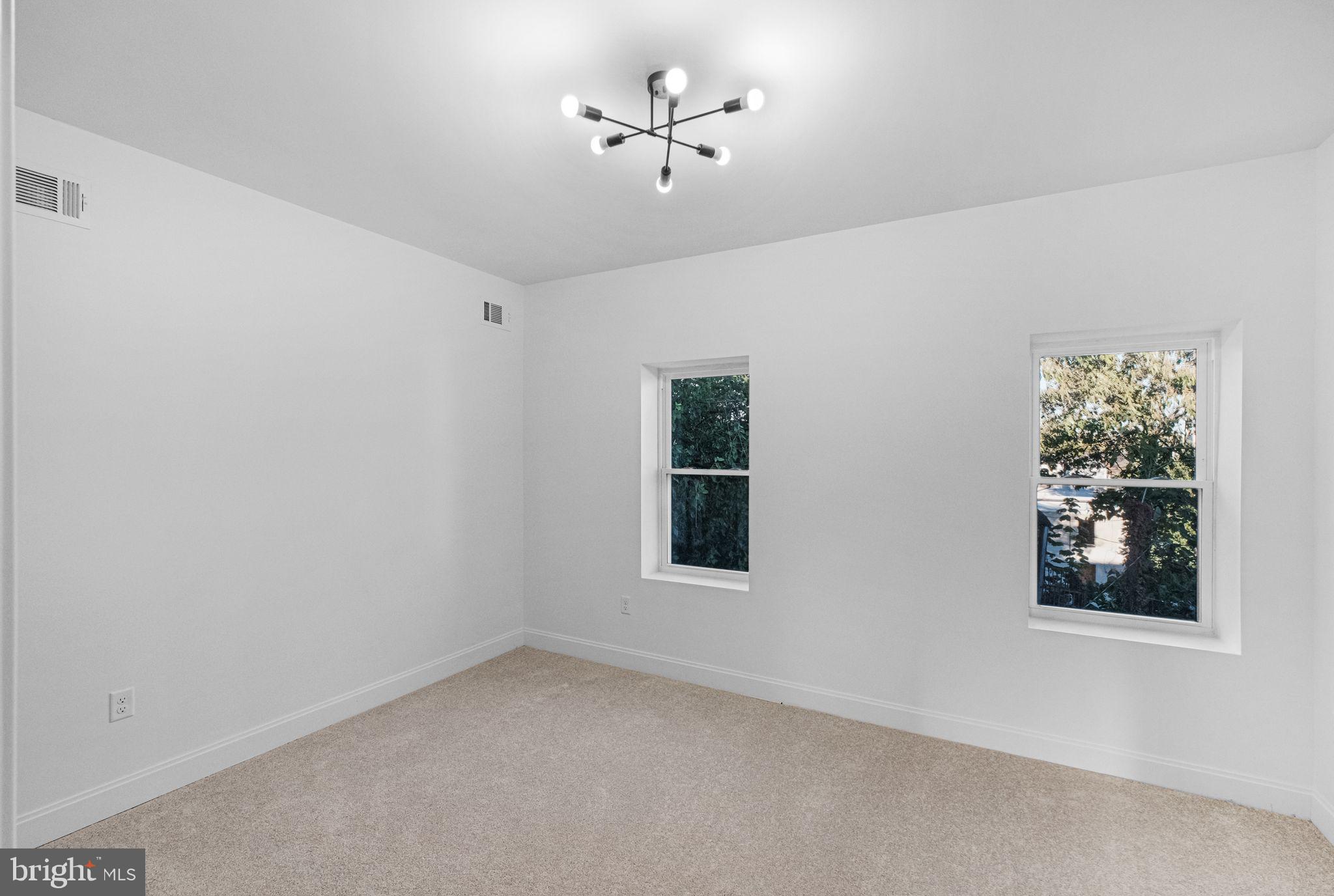 MOUNT CLARE - Residential