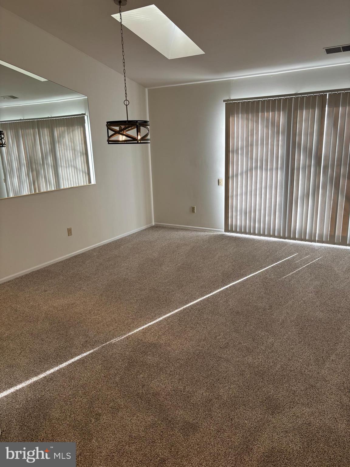 NEWTOWN SQ - Residential Lease