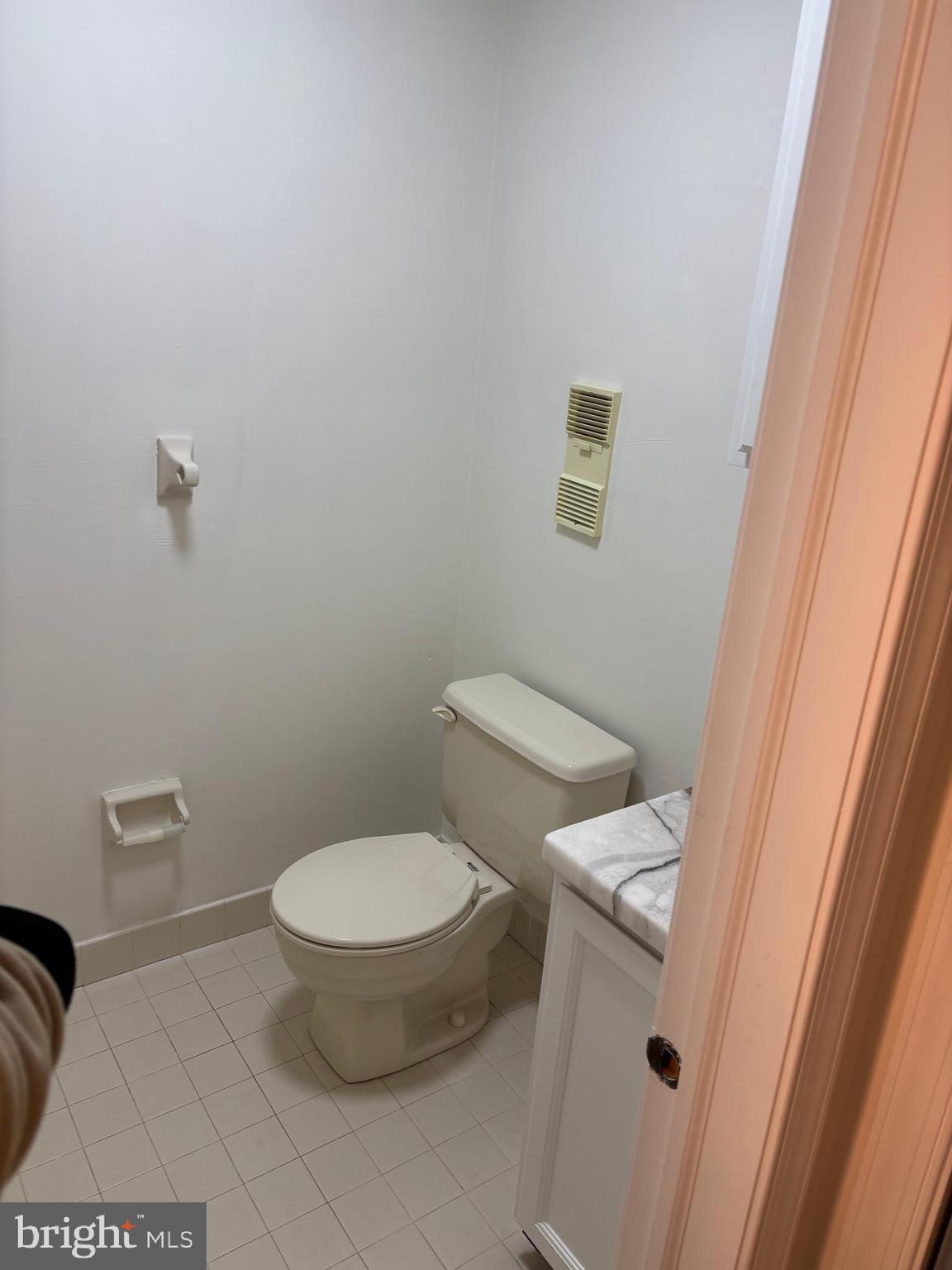 NEWTOWN SQ - Residential Lease