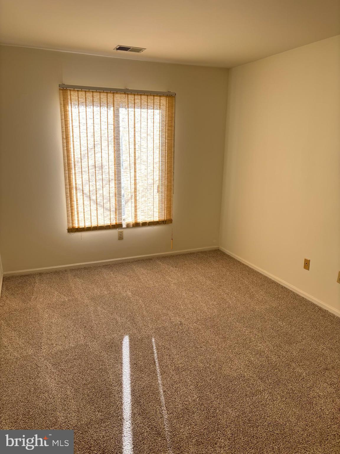 NEWTOWN SQ - Residential Lease