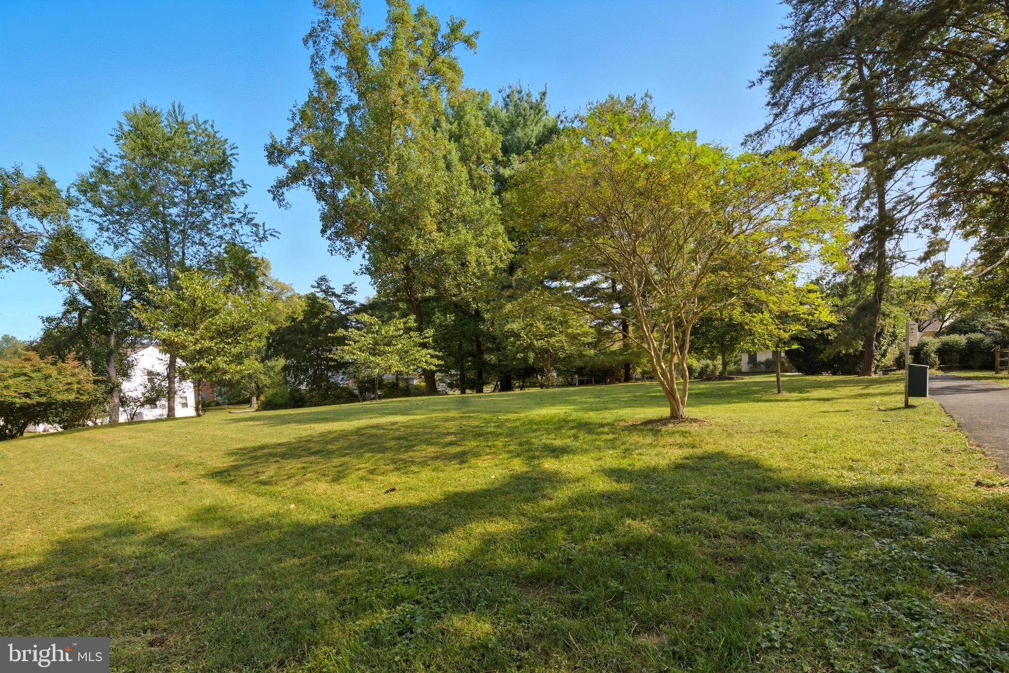 WESTLEIGH - Residential