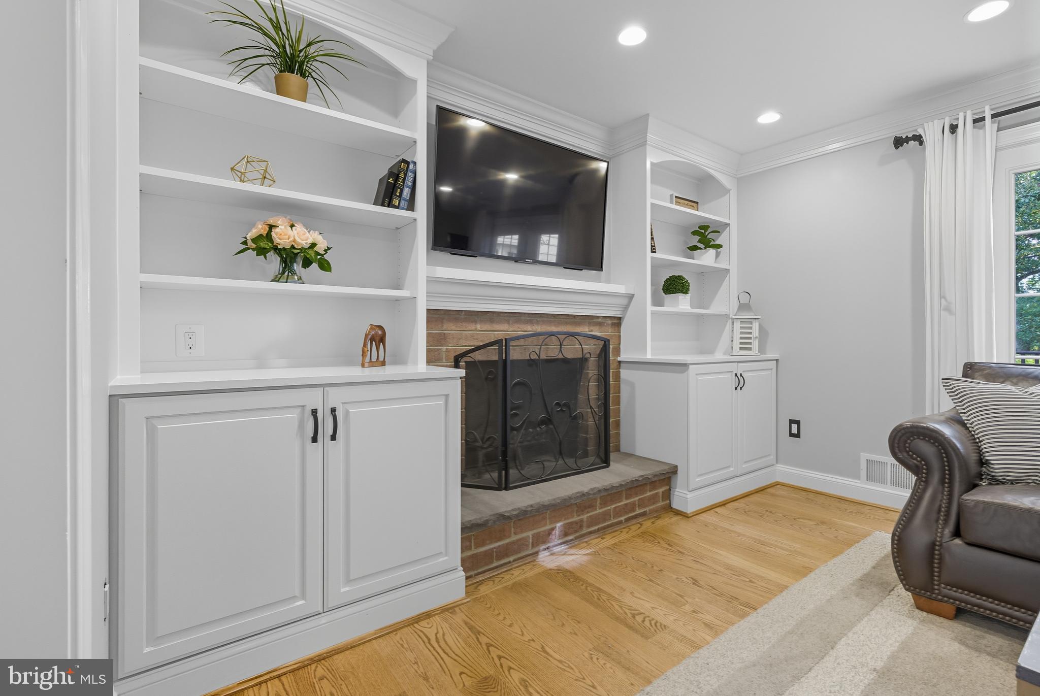 WESTLEIGH - Residential