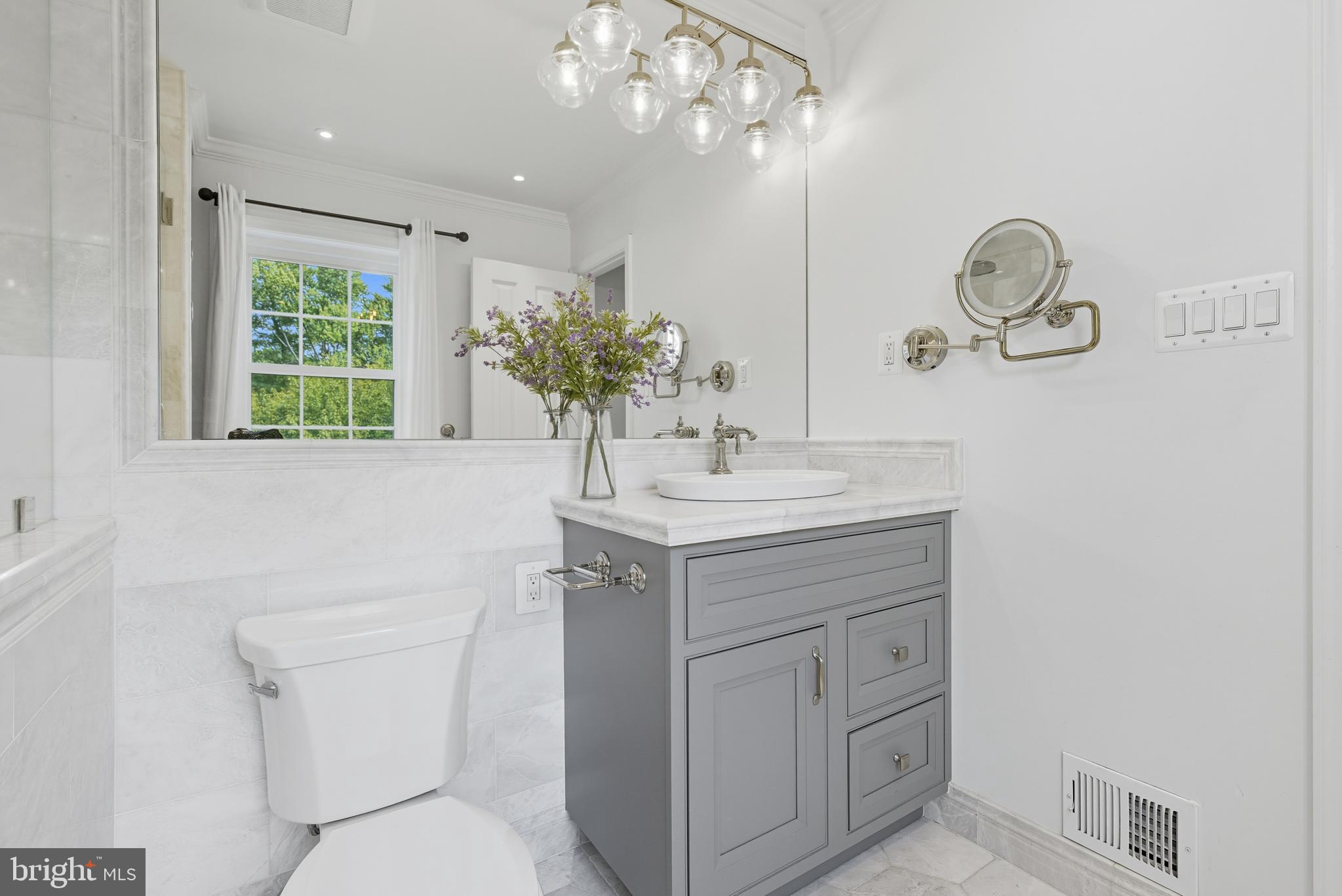 WESTLEIGH - Residential