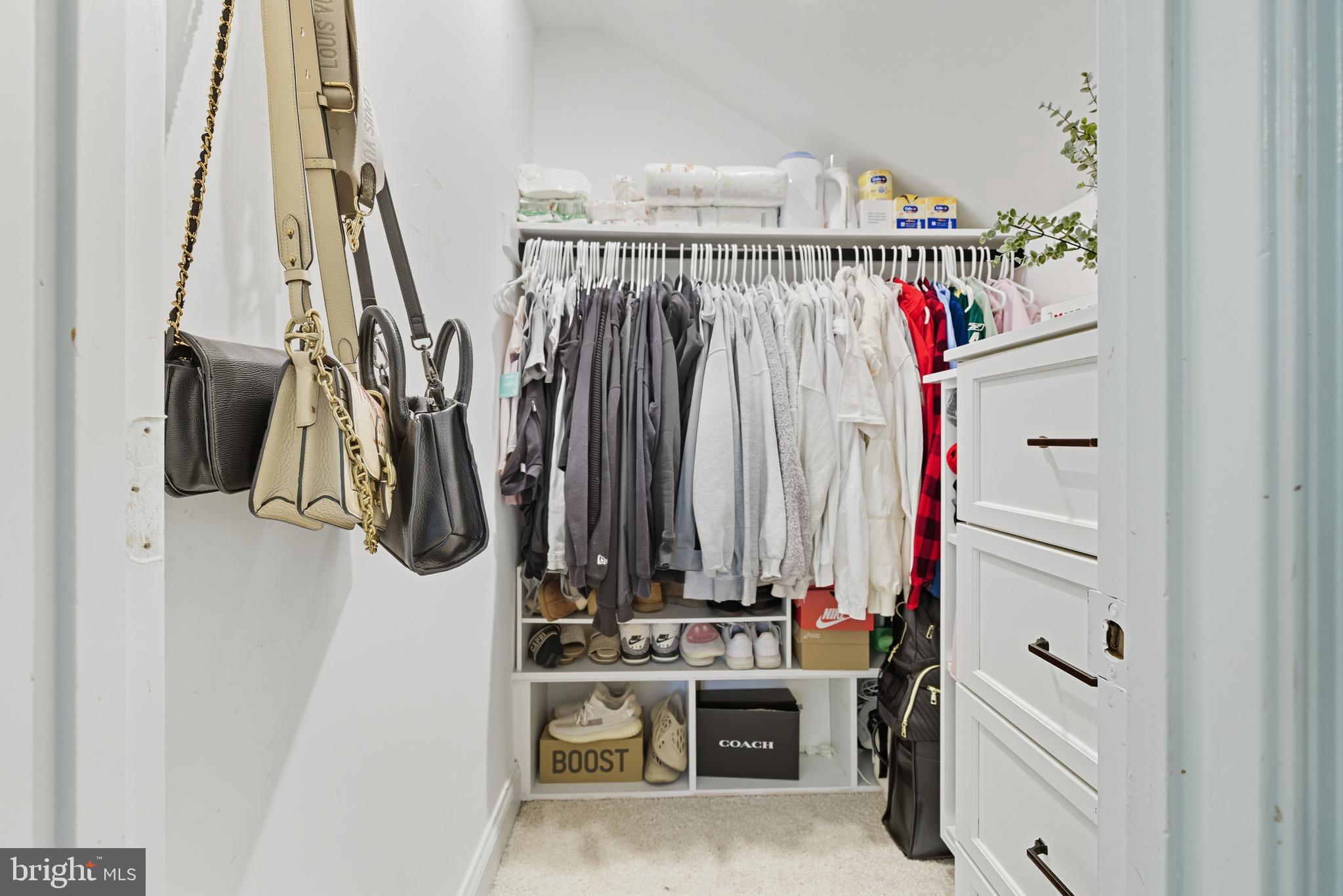 WESTLEIGH - Residential