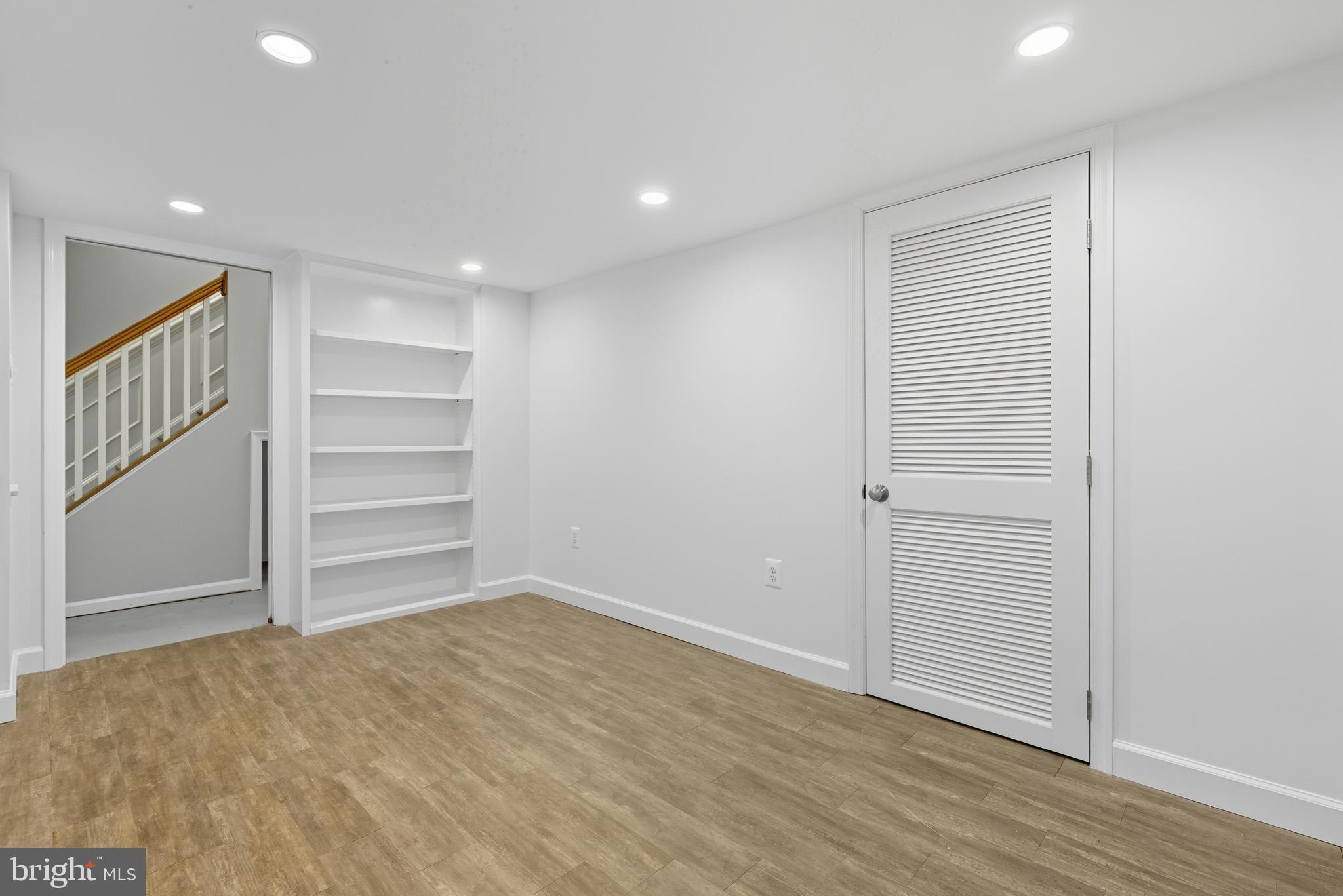 WESTLEIGH - Residential