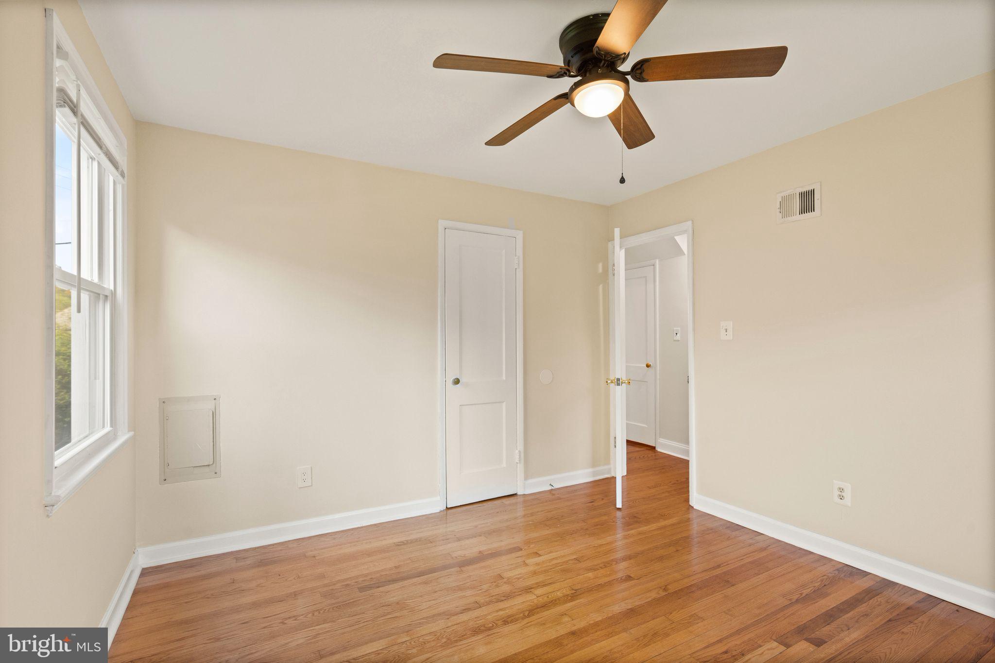 WEST LAWN - Residential