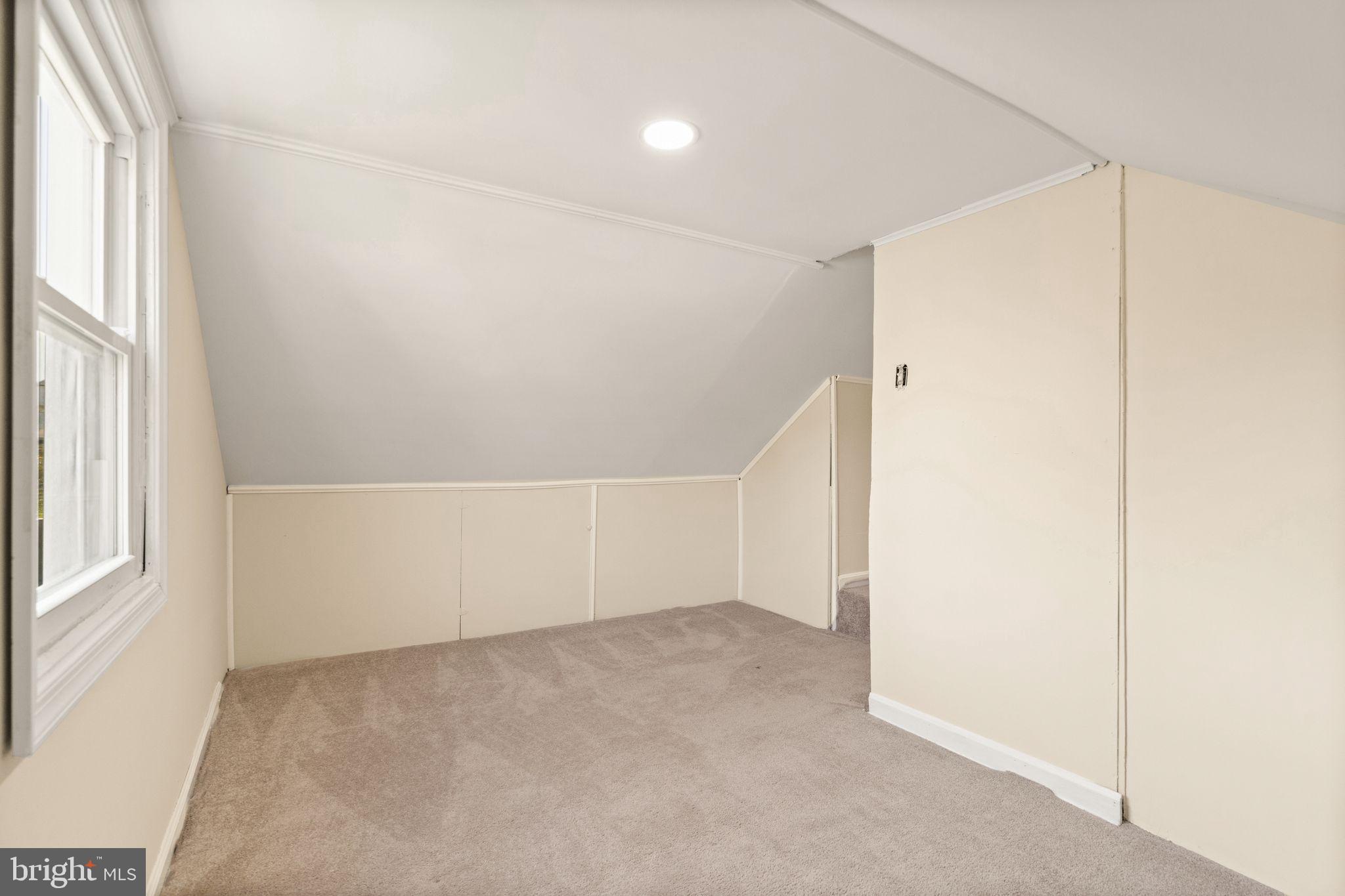 WEST LAWN - Residential