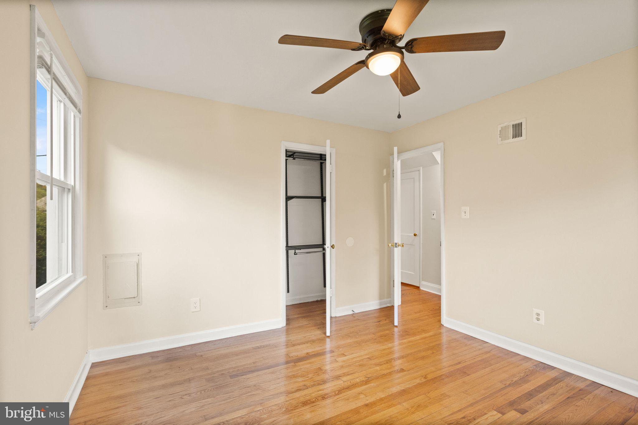 WEST LAWN - Residential