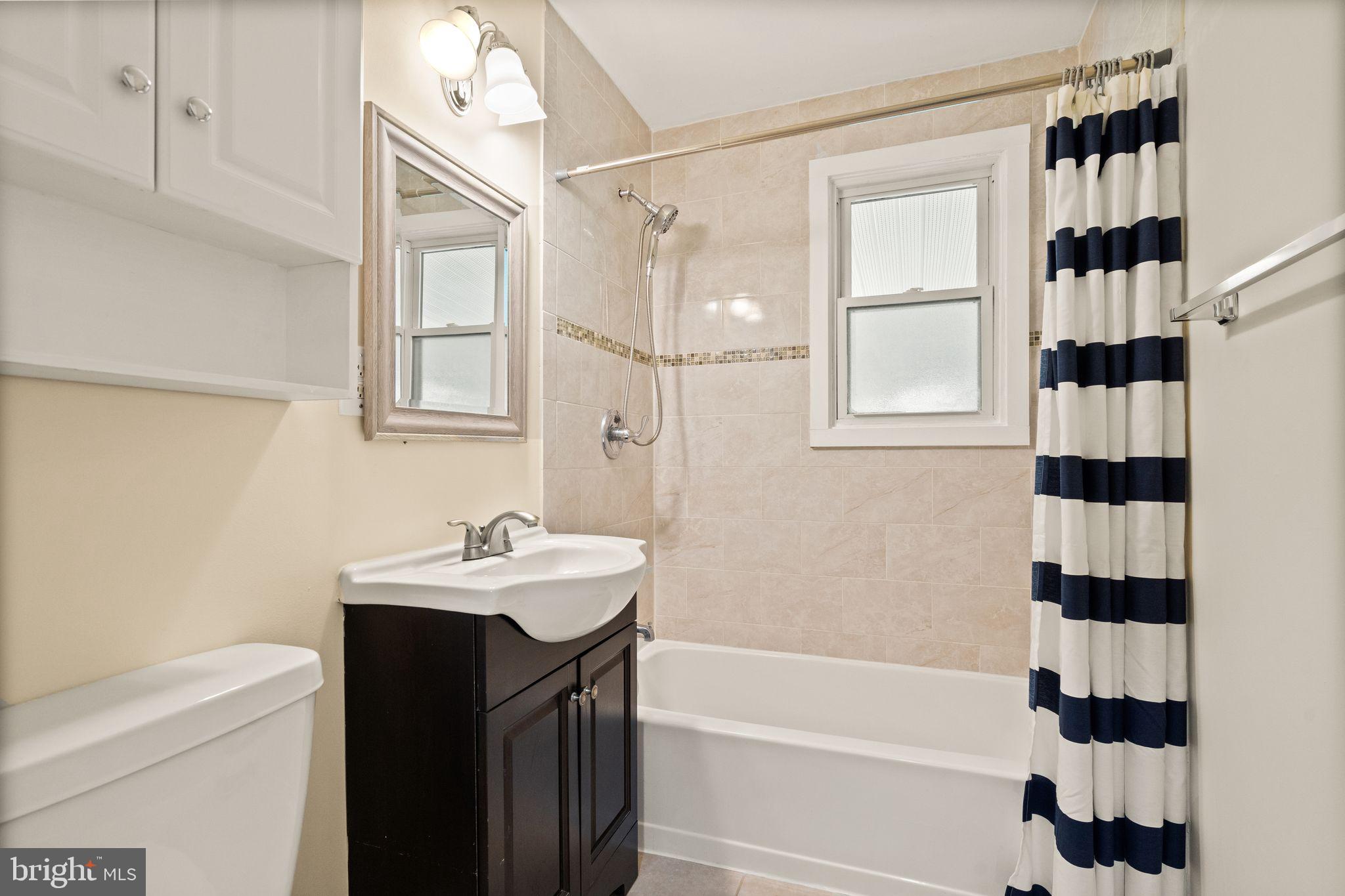 WEST LAWN - Residential