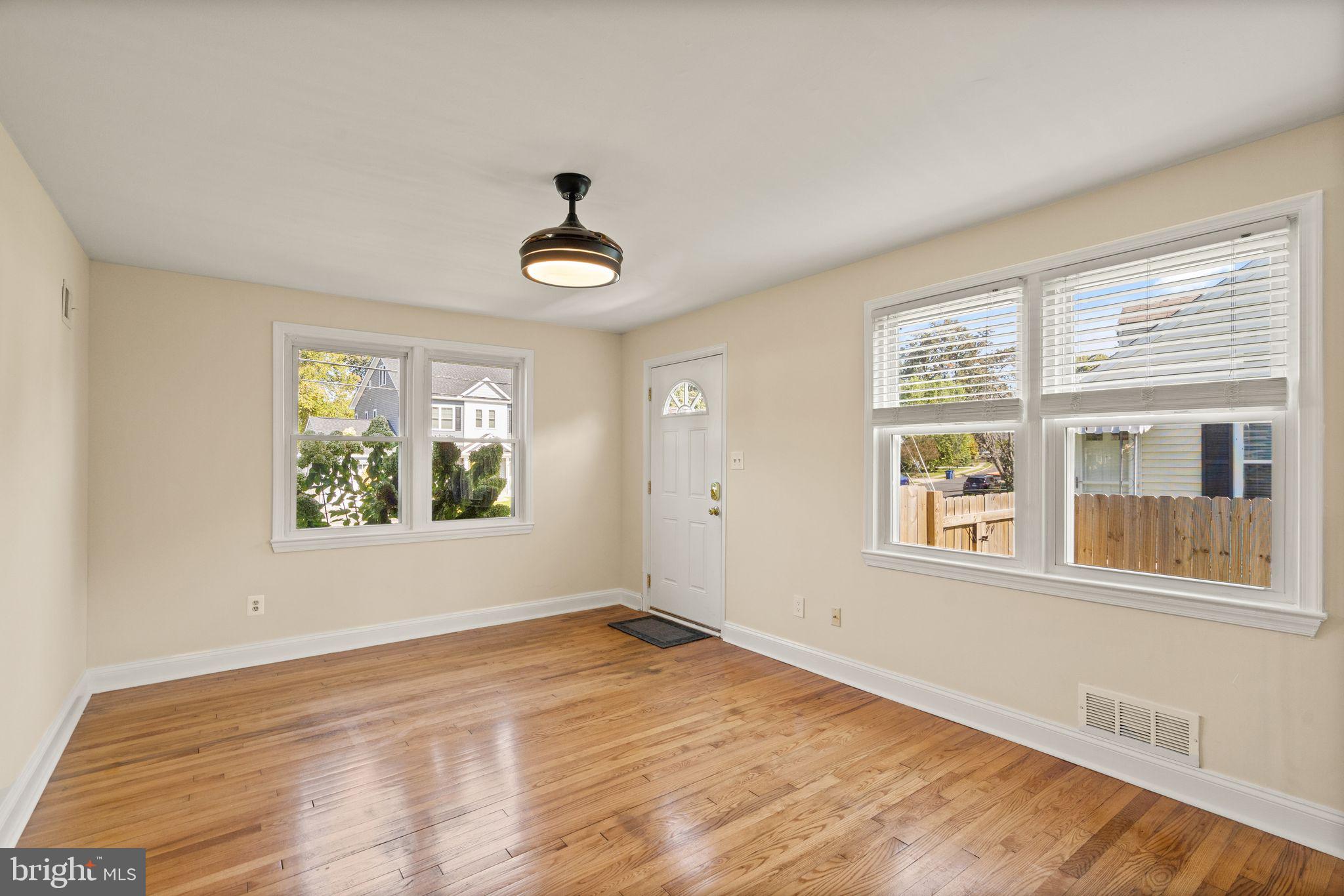 WEST LAWN - Residential