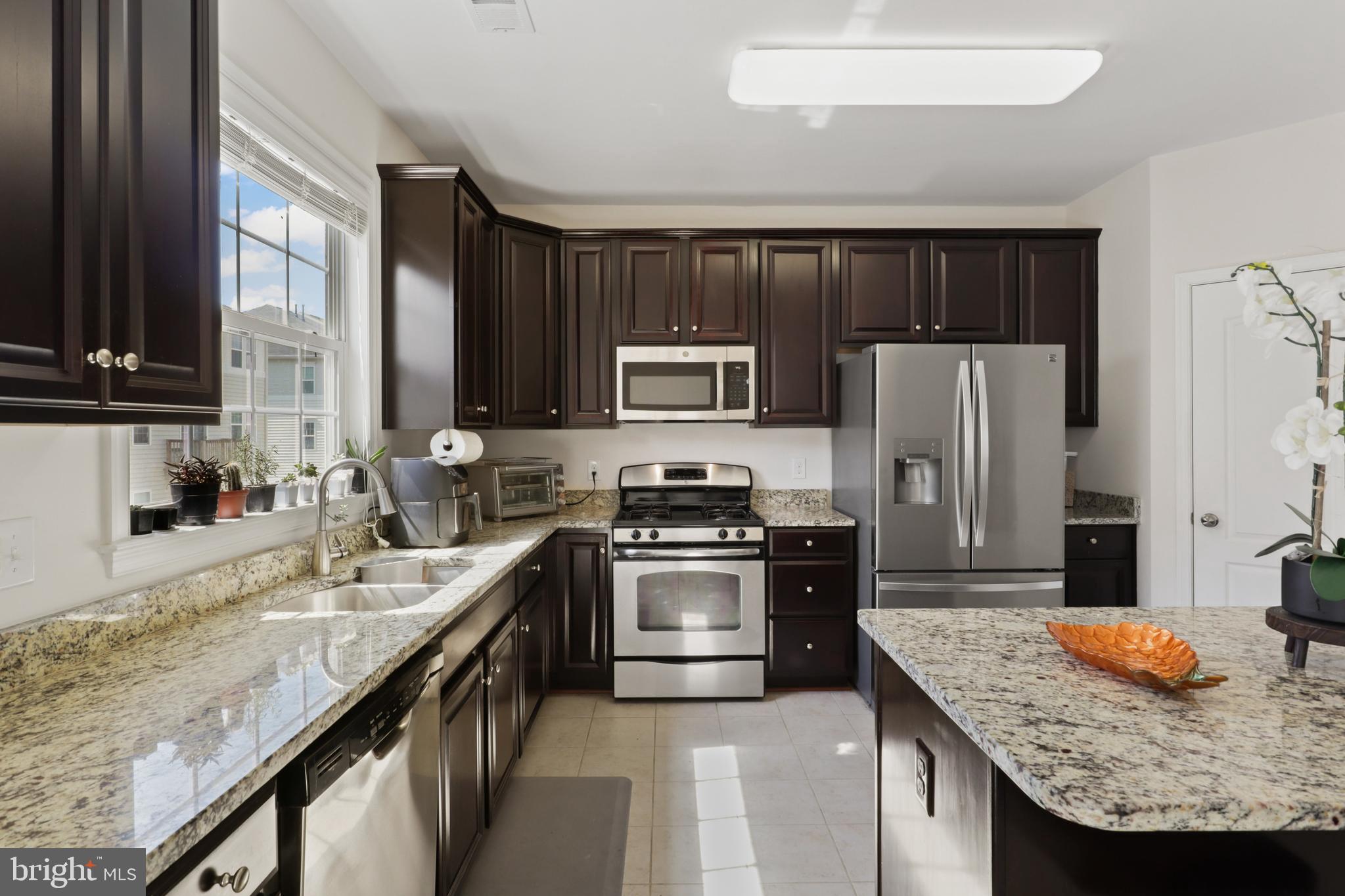 MERCER PARK CONDOMINIUM - Residential