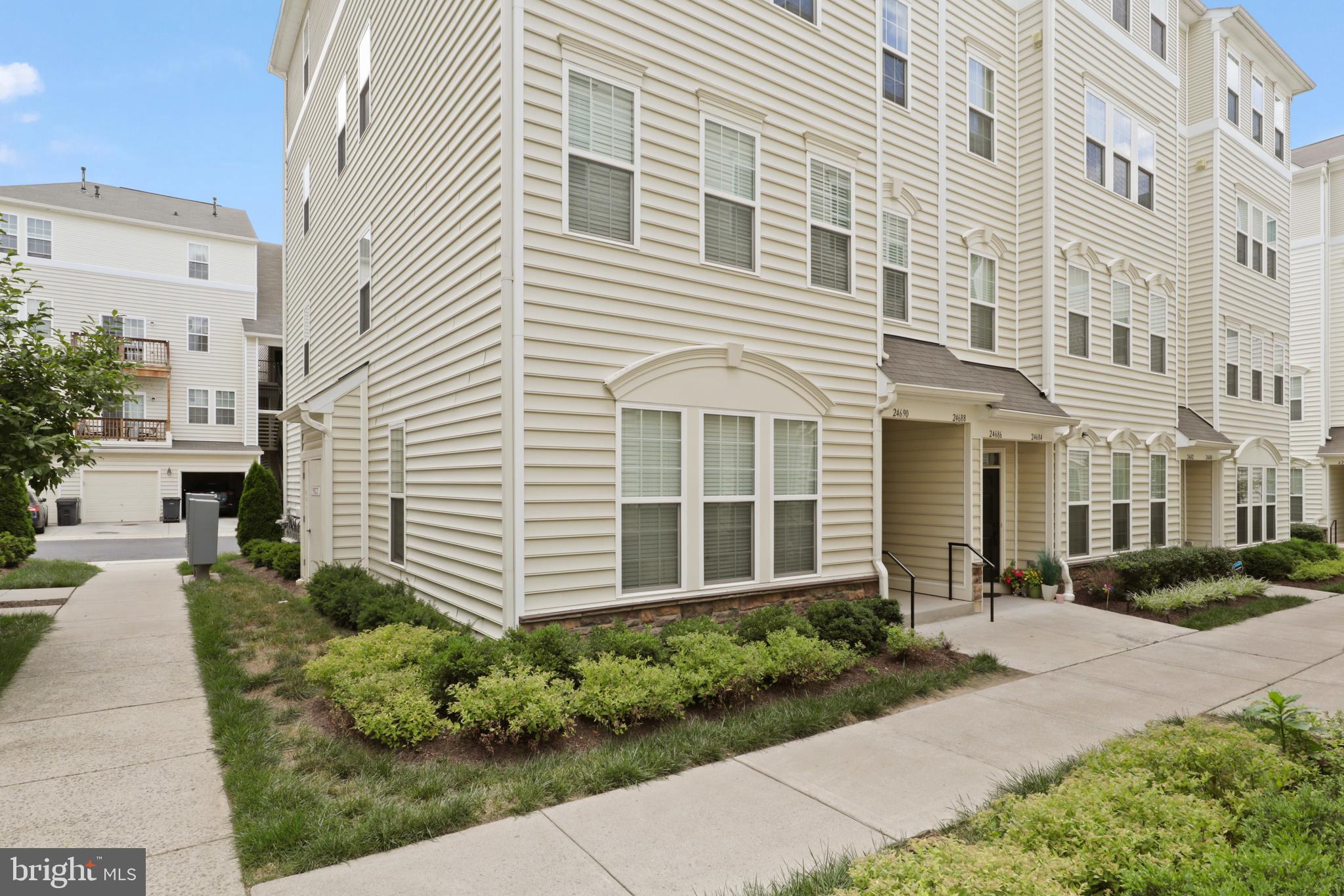 MERCER PARK CONDOMINIUM - Residential