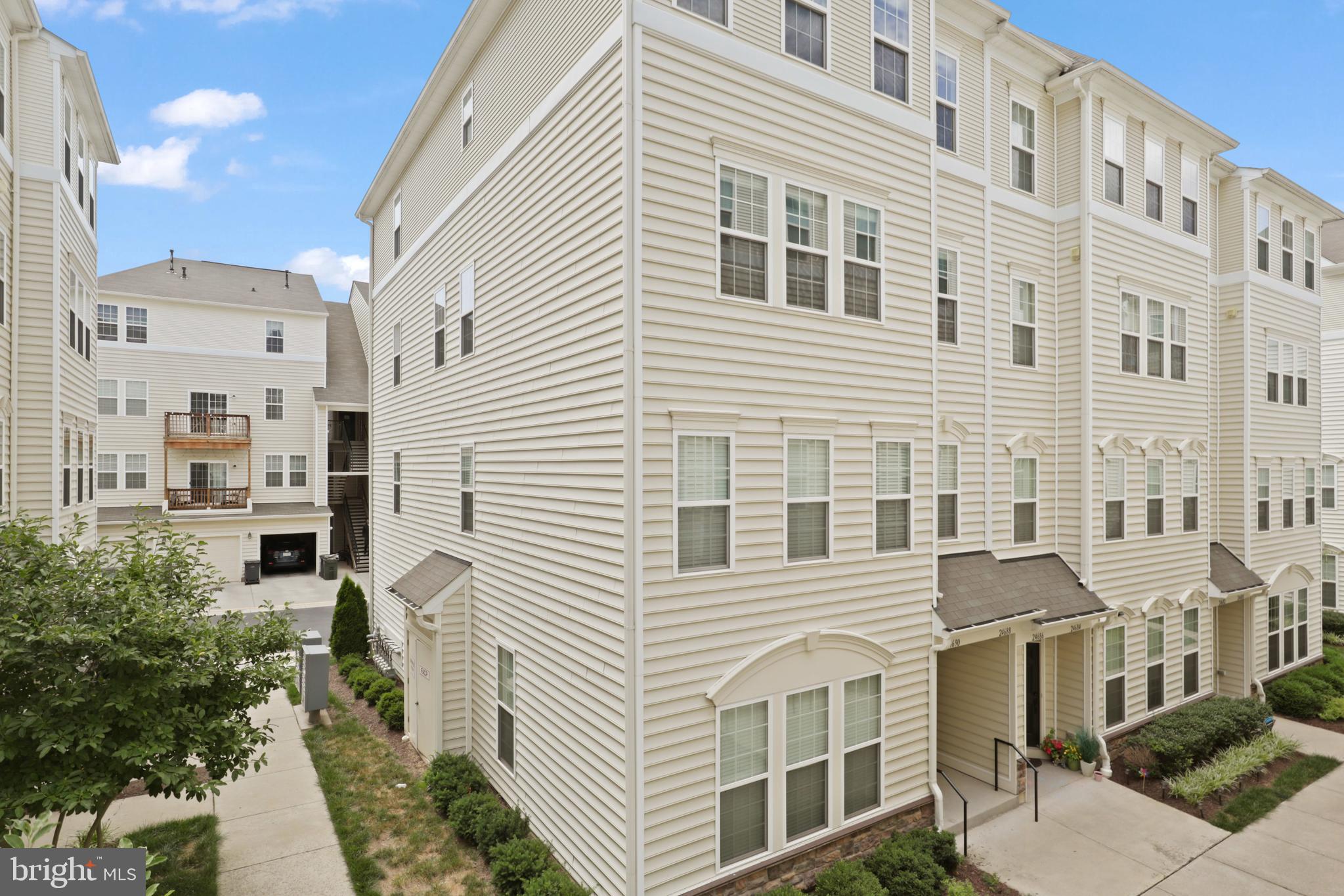 MERCER PARK CONDOMINIUM - Residential