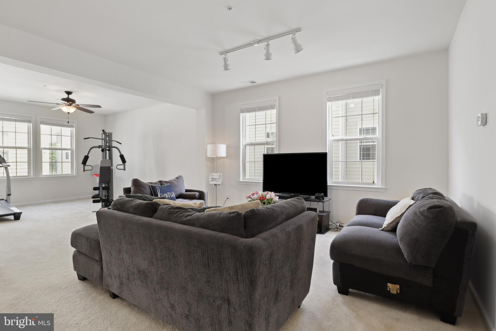 MERCER PARK CONDOMINIUM - Residential