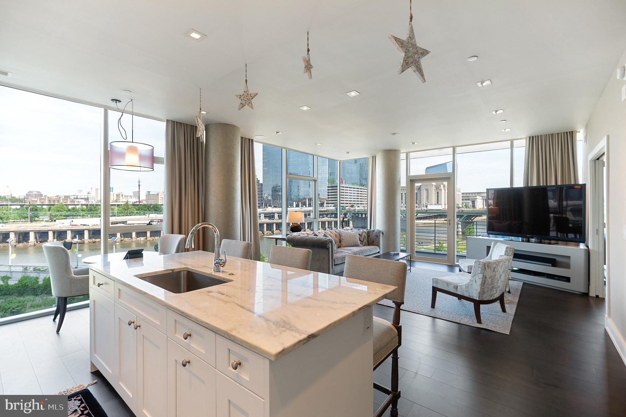 FITLER SQUARE - Residential