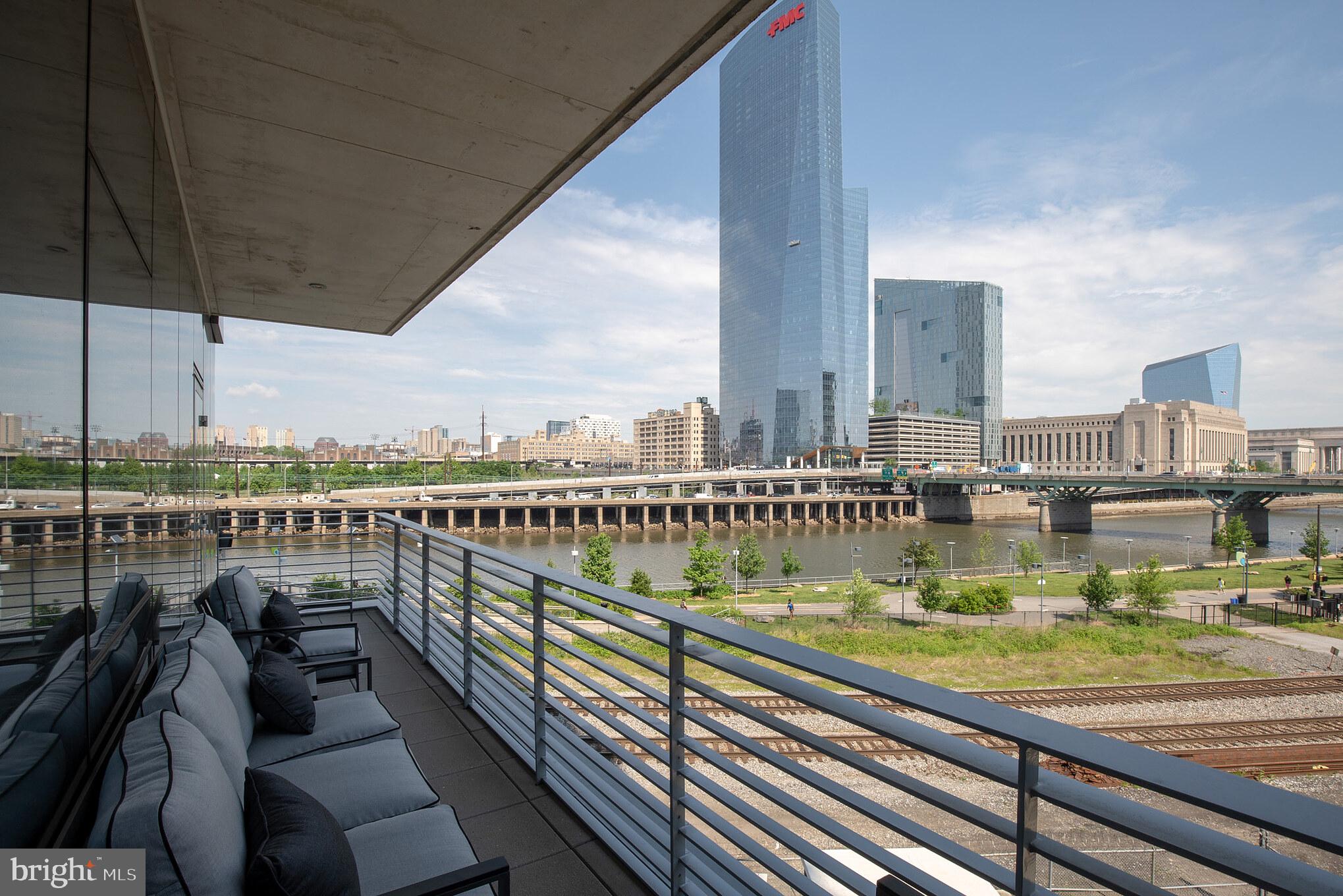 FITLER SQUARE - Residential