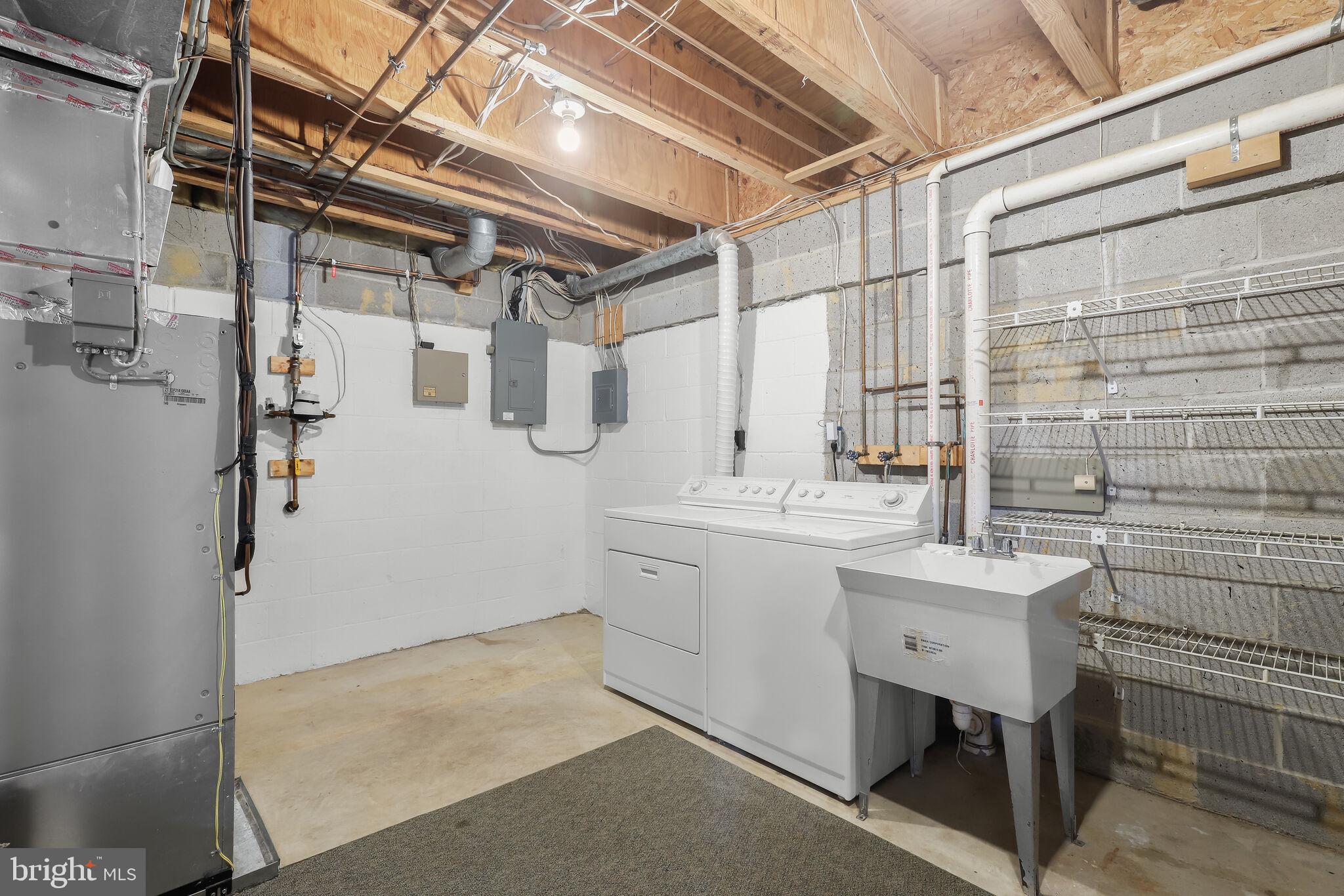 THE CEDARS - Residential