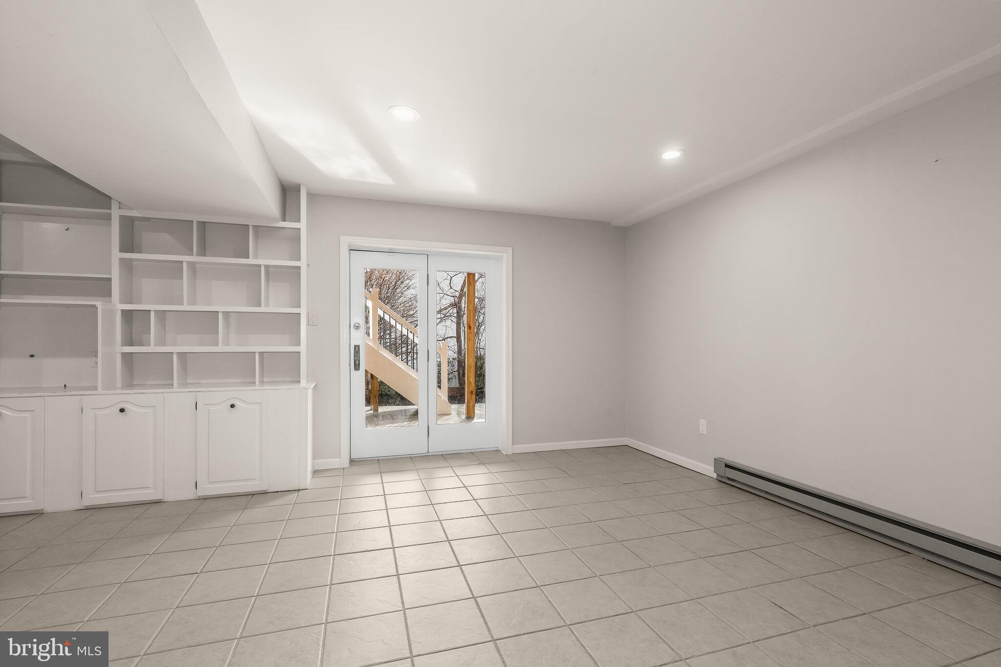 THE CEDARS - Residential