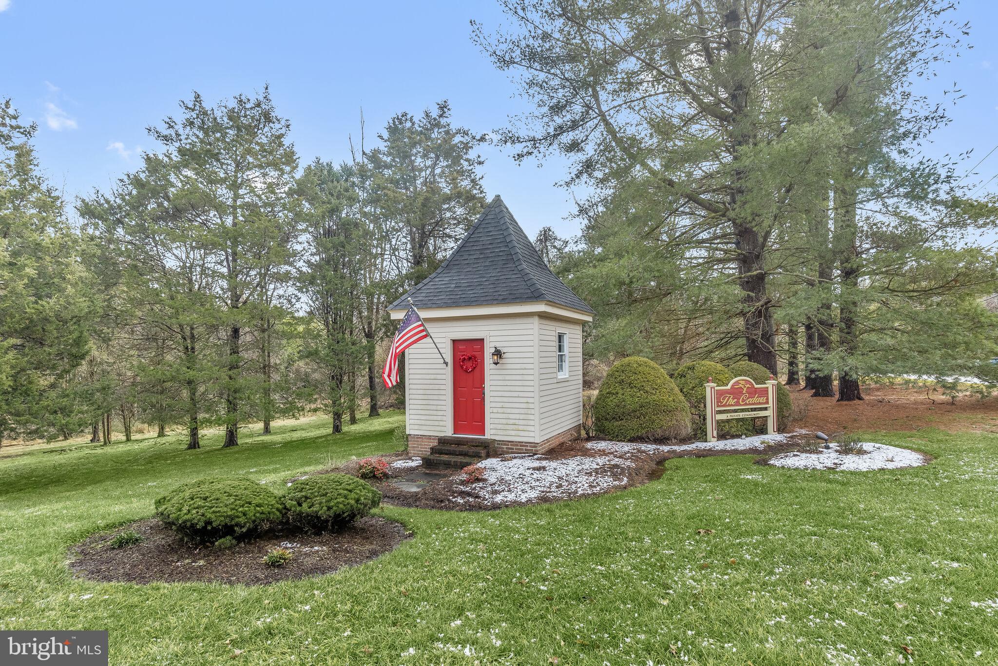 THE CEDARS - Residential