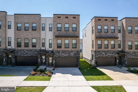 Townhouse For Rent - 870 Amity Street<br/> FREDERICK, MD 21701