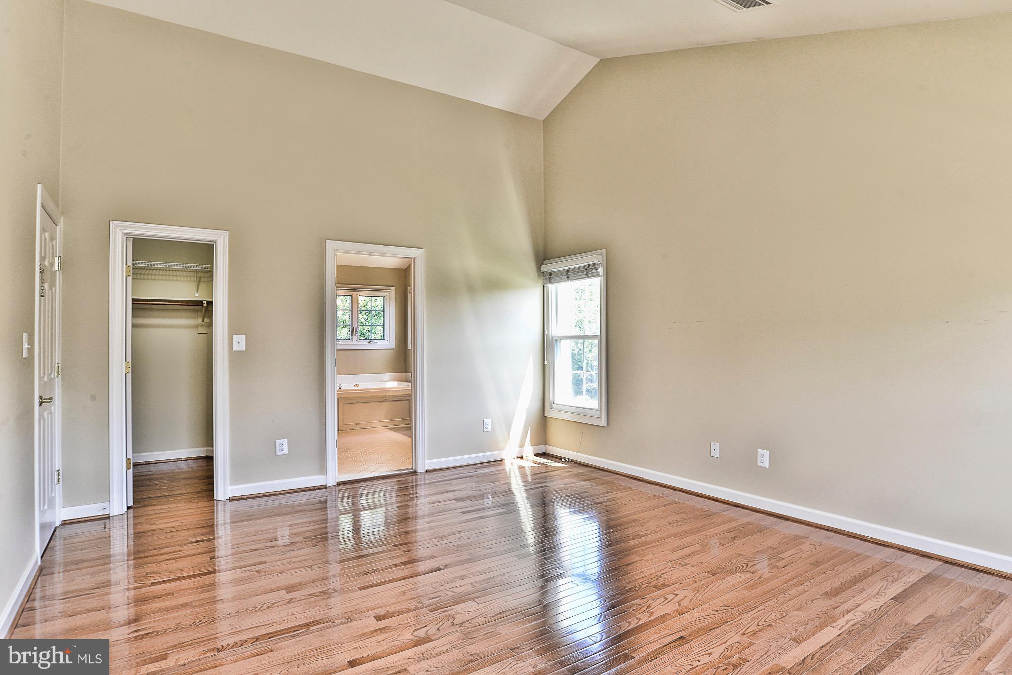 FRANKLIN CORNER - Residential Lease