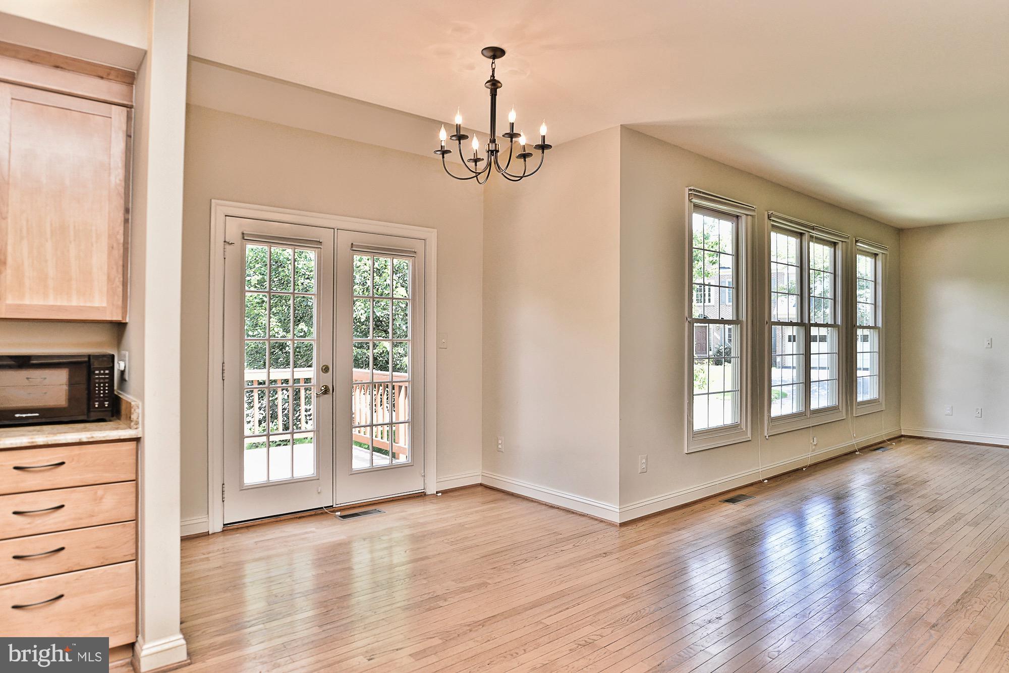 FRANKLIN CORNER - Residential Lease