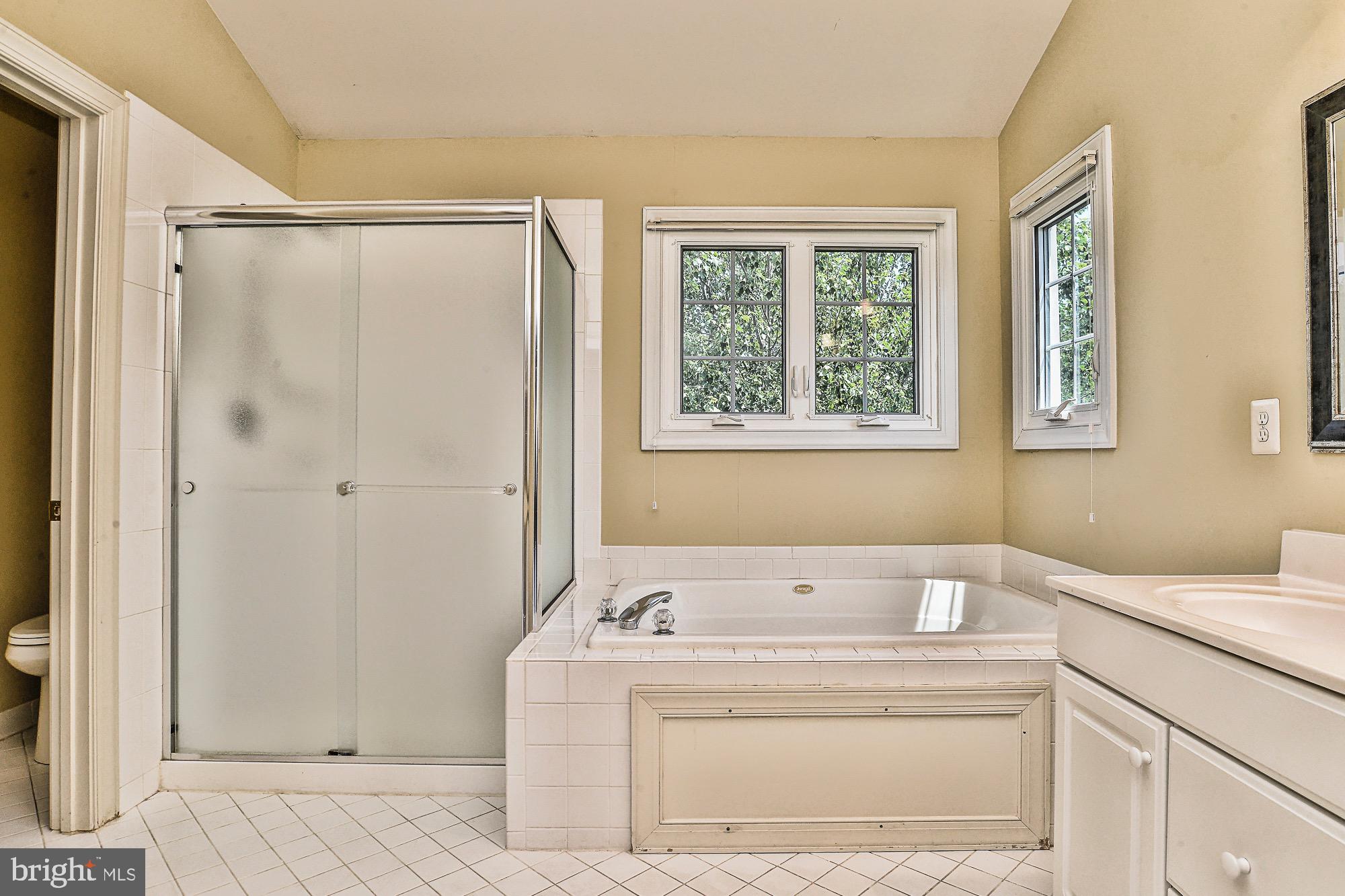 FRANKLIN CORNER - Residential Lease