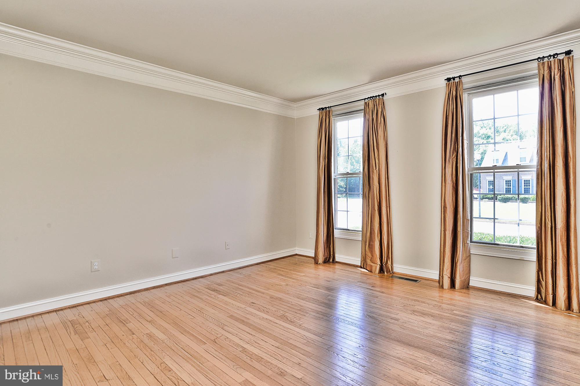 FRANKLIN CORNER - Residential Lease