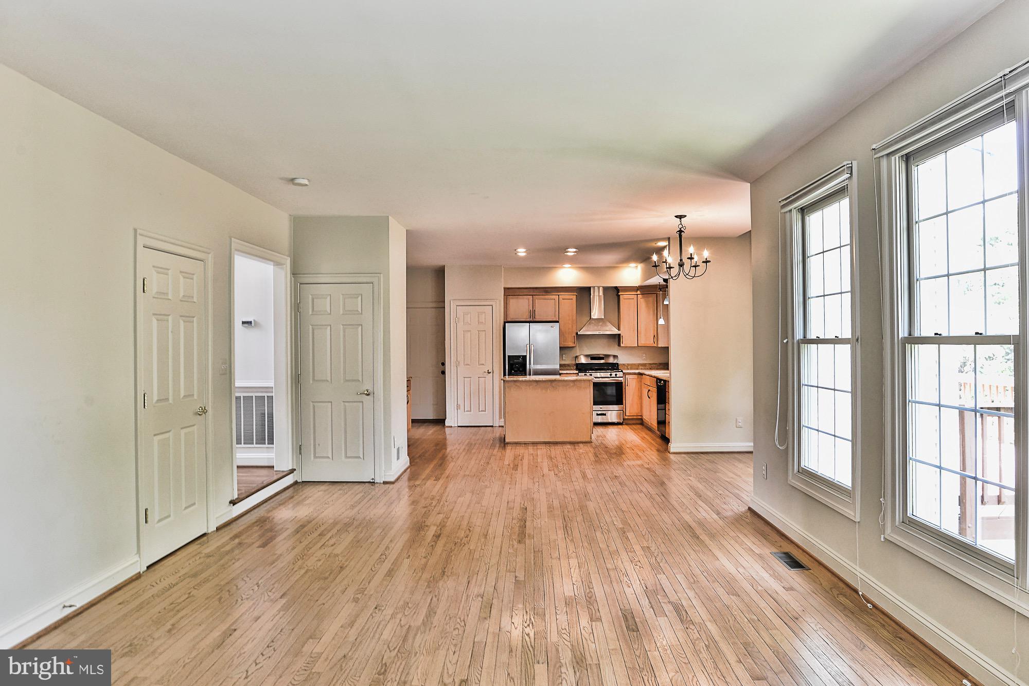 FRANKLIN CORNER - Residential Lease