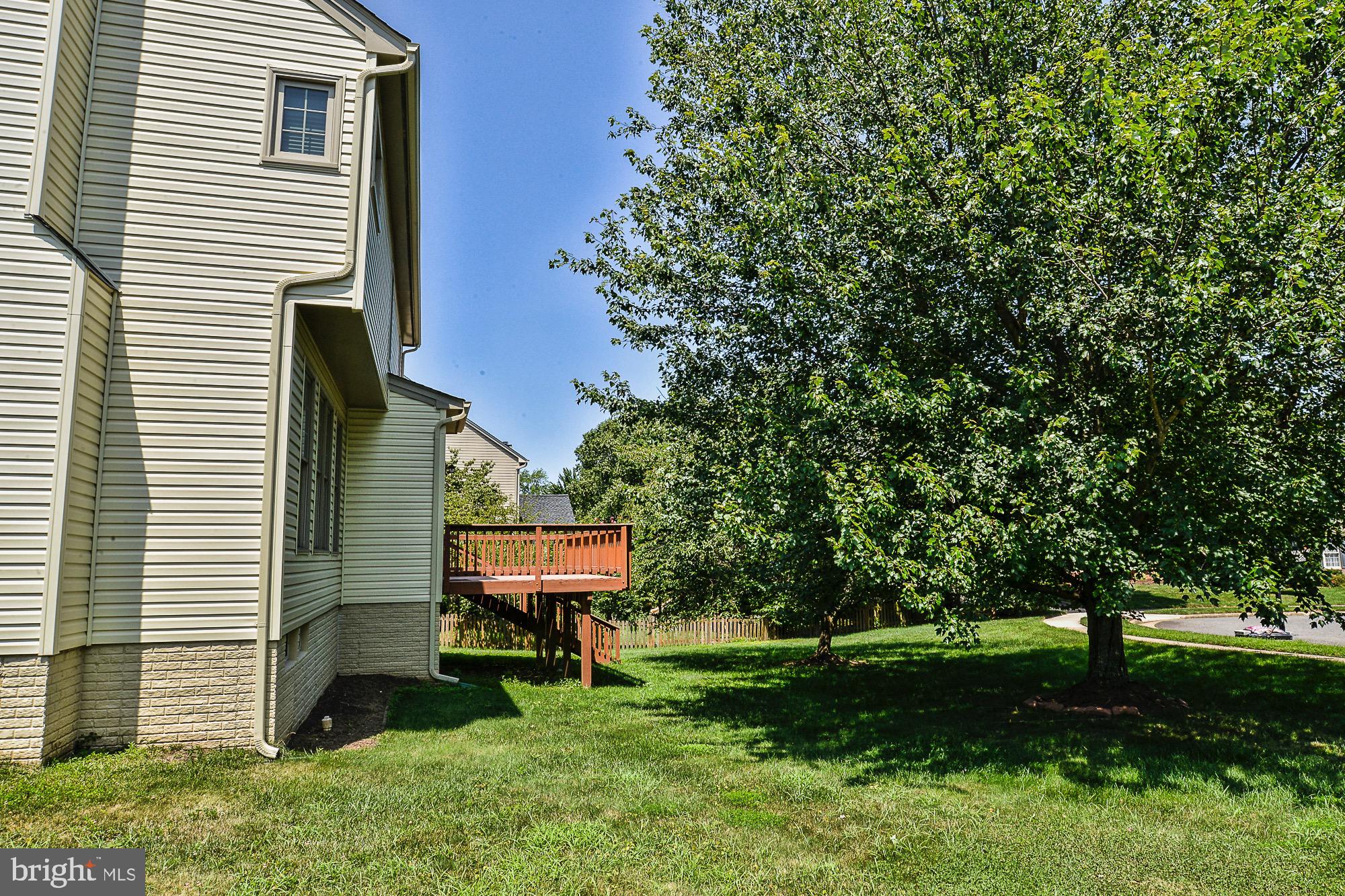 FRANKLIN CORNER - Residential Lease