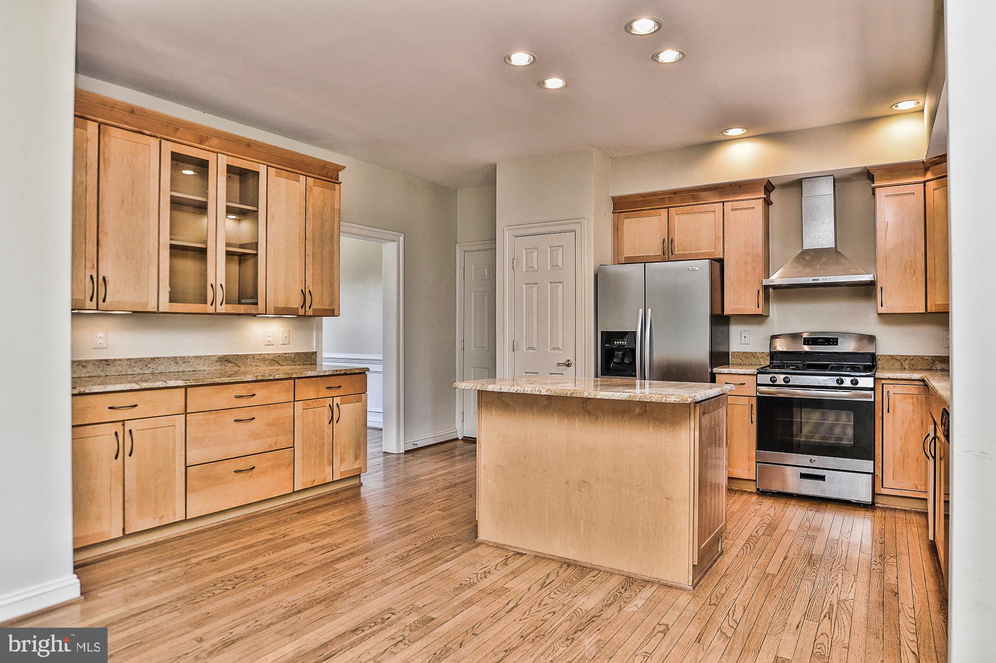 FRANKLIN CORNER - Residential Lease