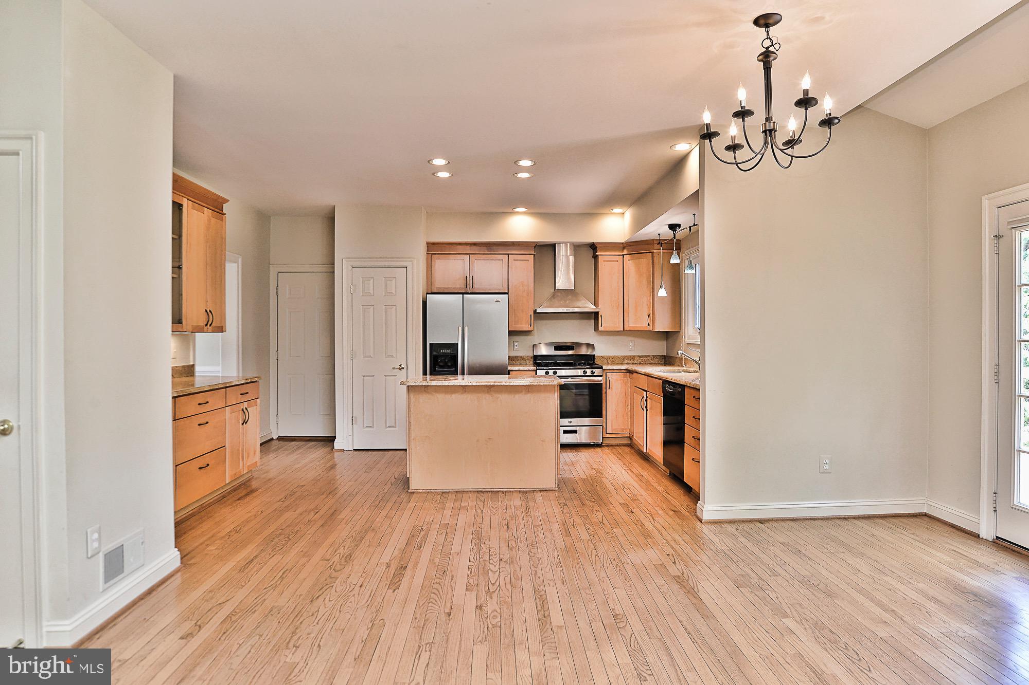 FRANKLIN CORNER - Residential Lease