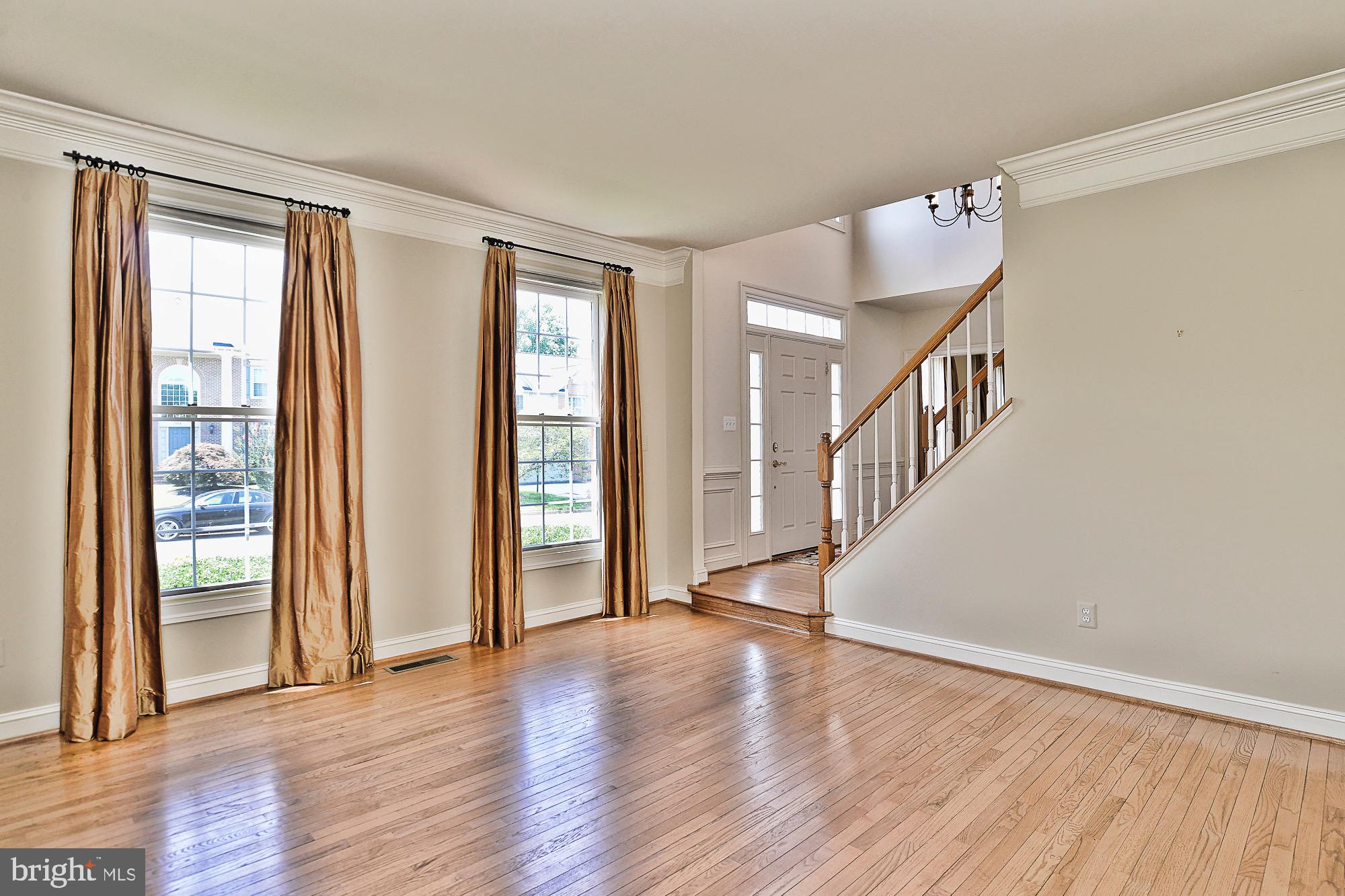 FRANKLIN CORNER - Residential Lease