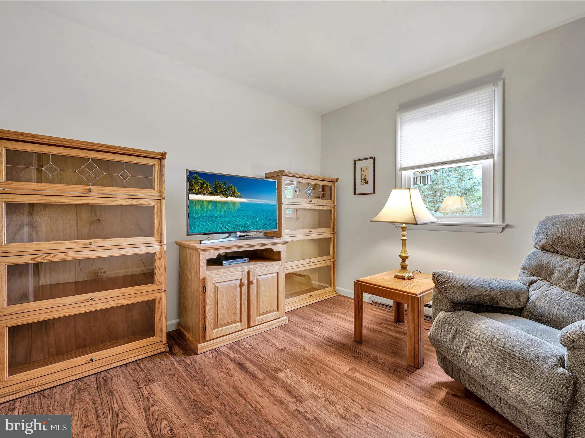 FAIRVIEW - Residential