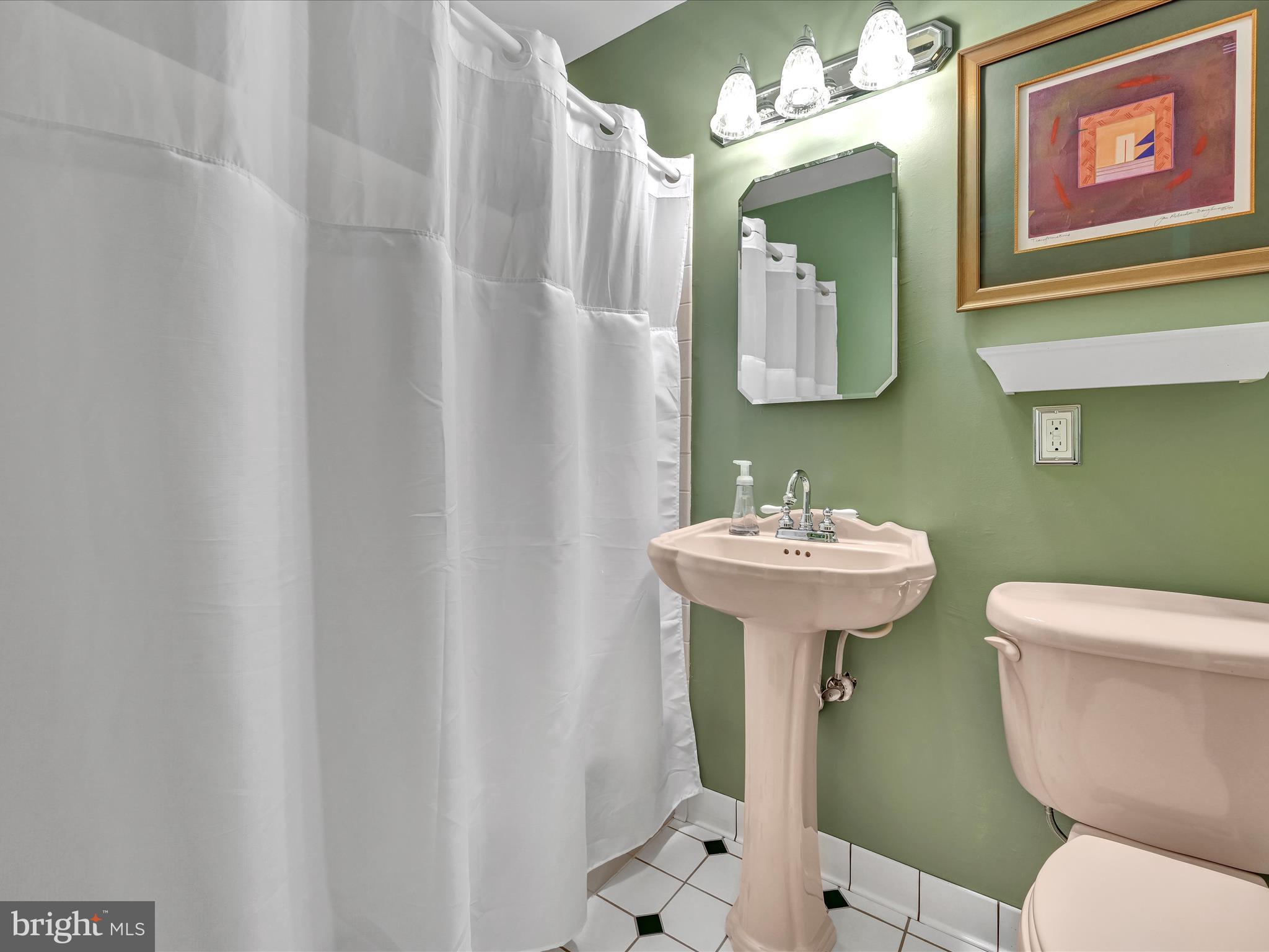 FAIRVIEW - Residential