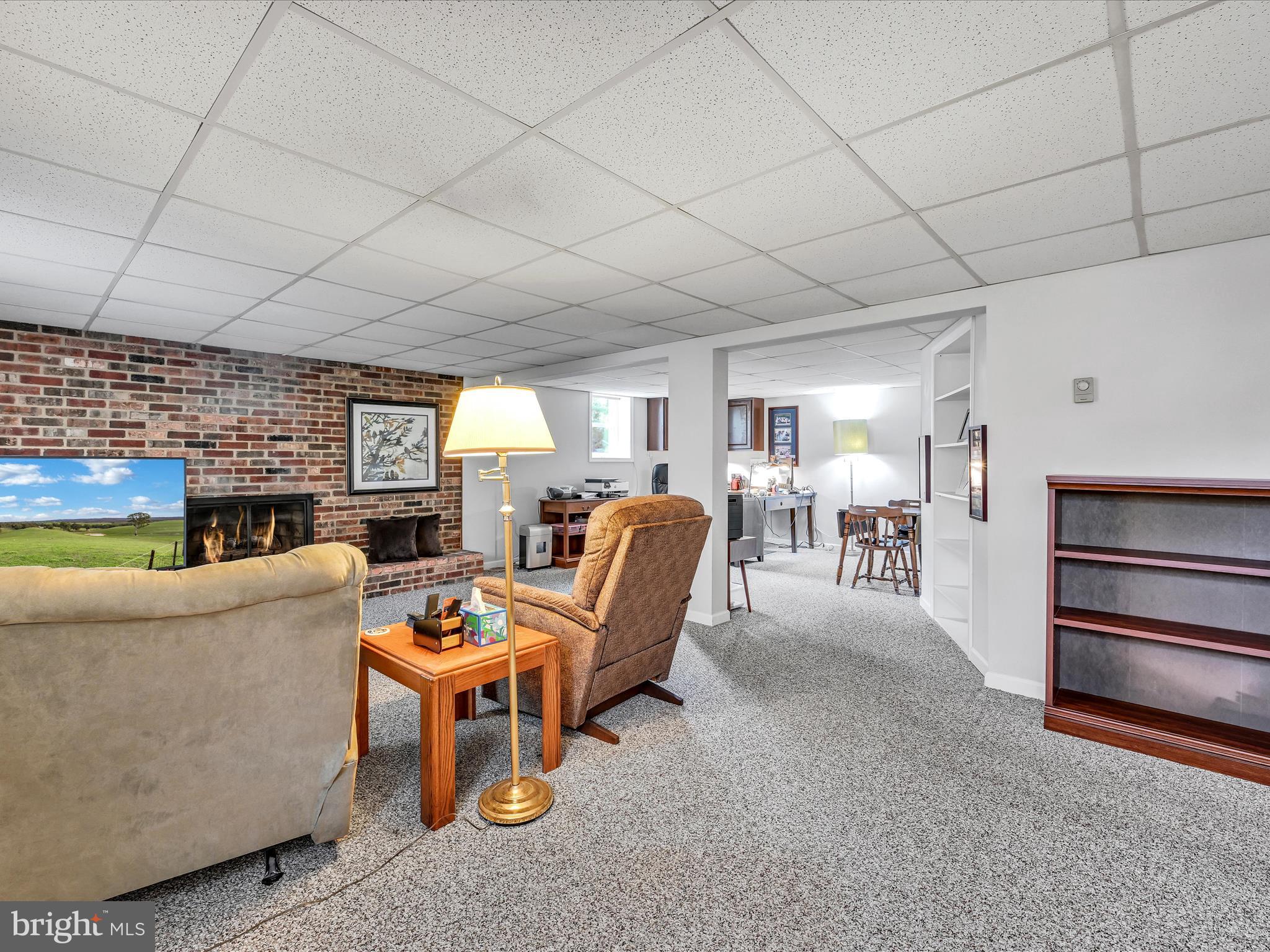 FAIRVIEW - Residential