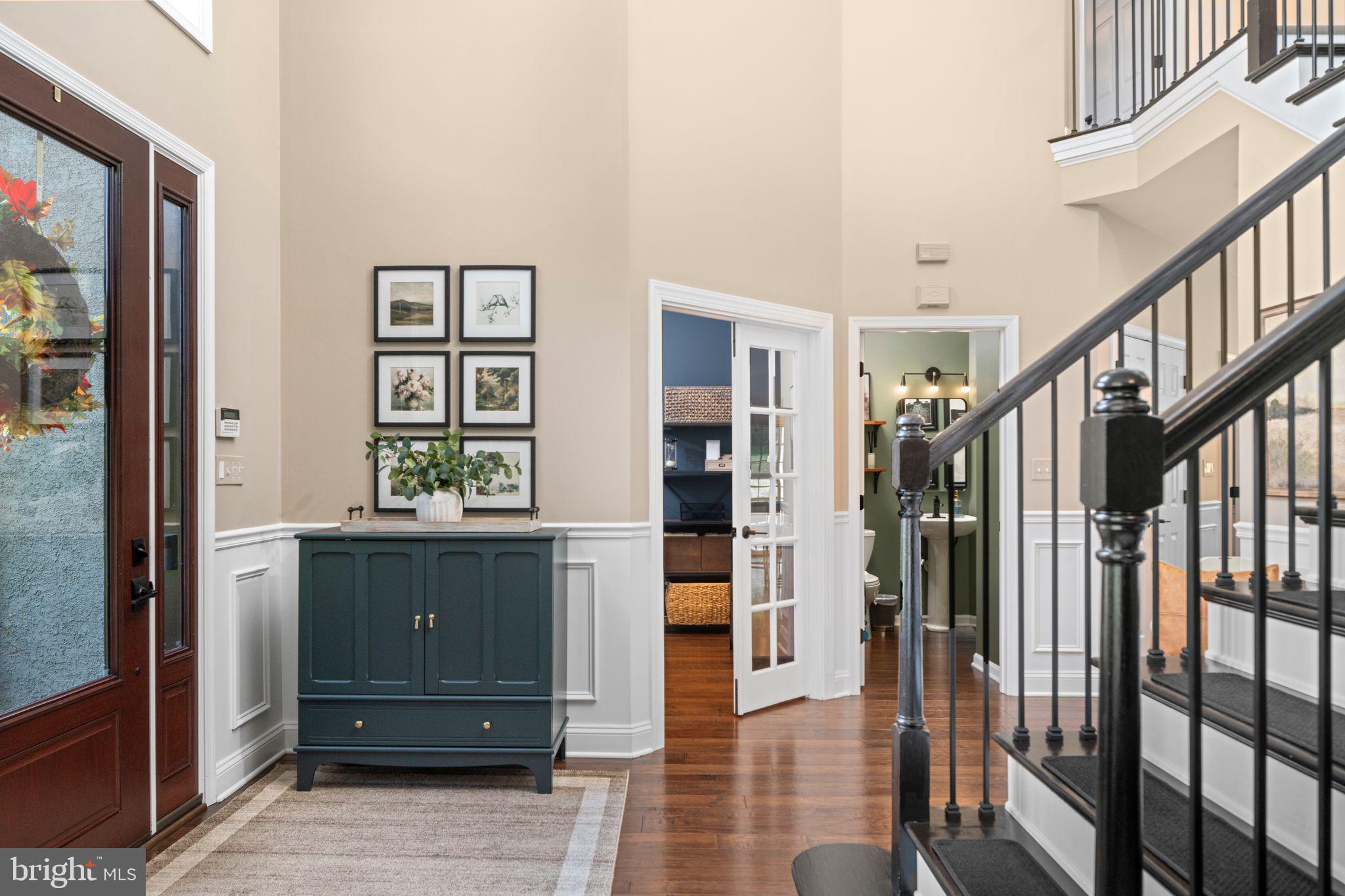 2 BURKE CIRCLE