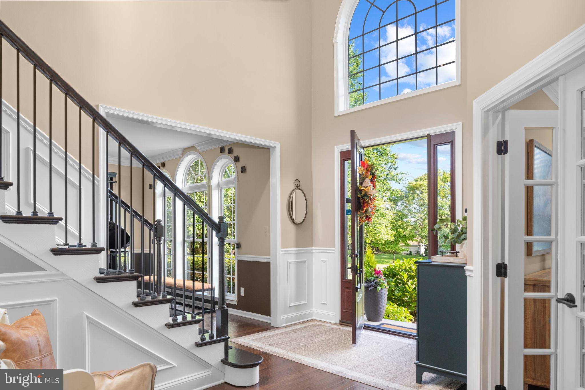 2 BURKE CIRCLE