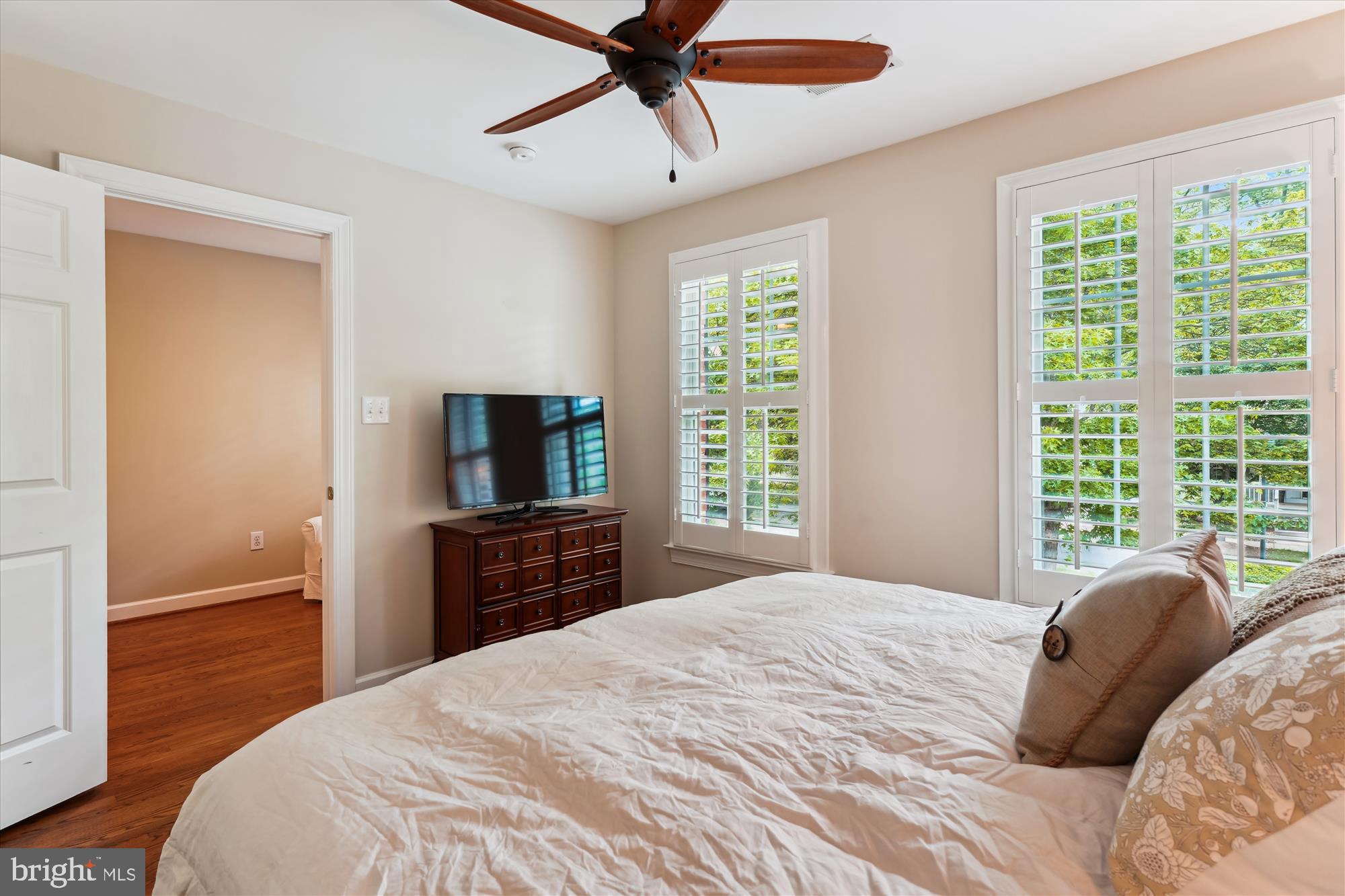 KENTLANDS - Residential